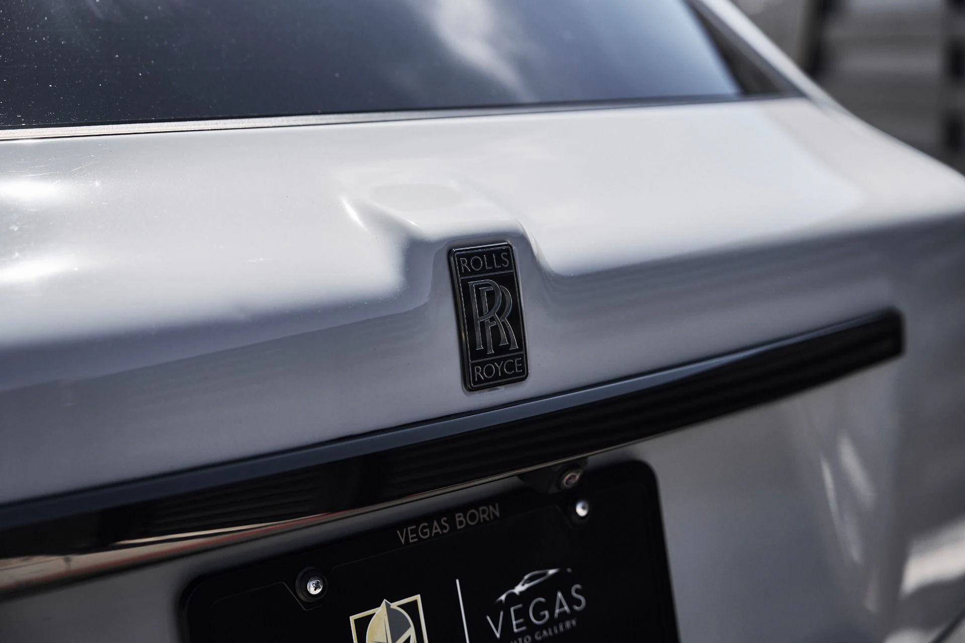 mph011_3403450167_Used_2024_Rolls_Royce_Cullinan_Black_Badge_1775870947_e9e730b0d7