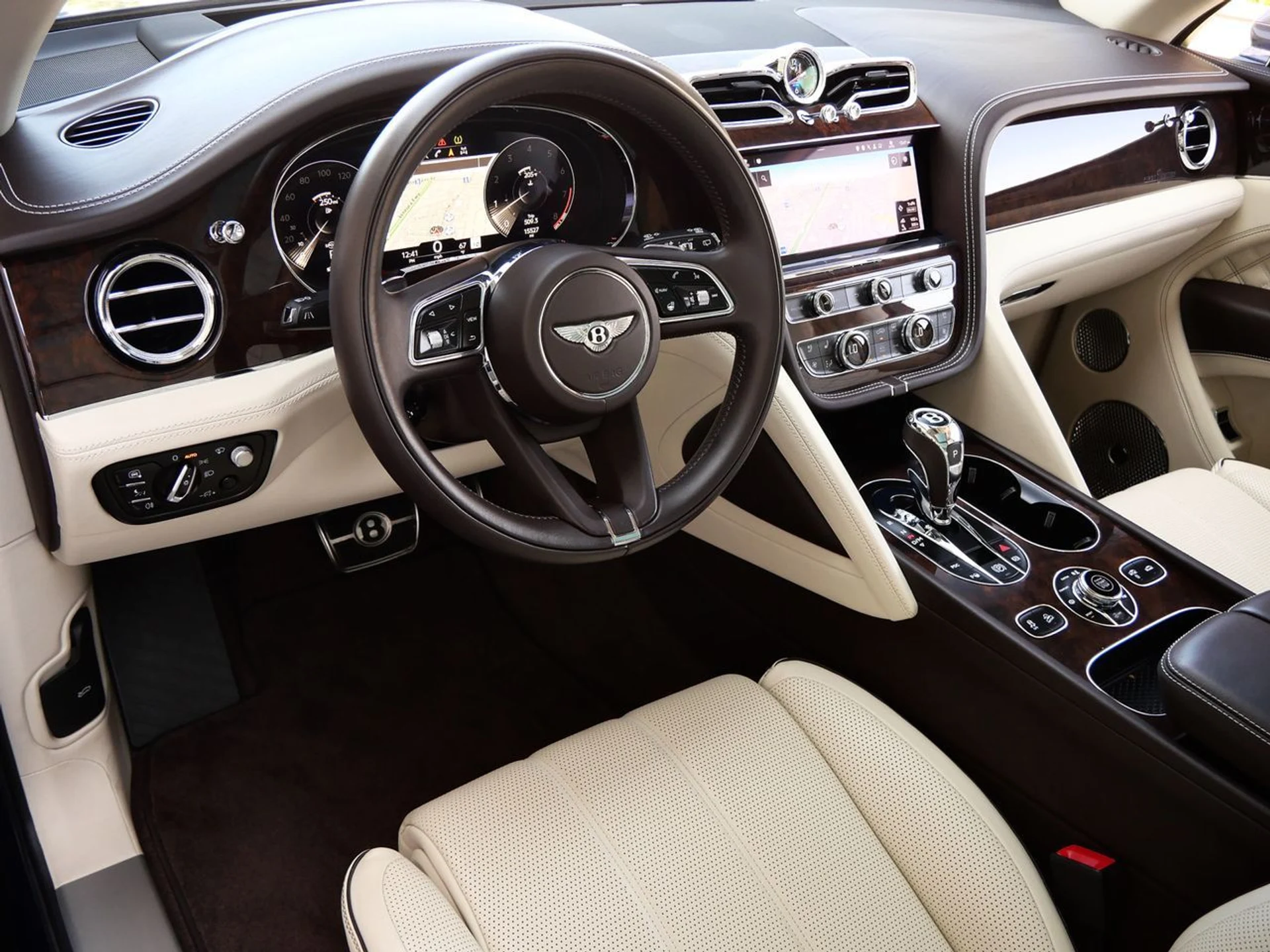 mph011_3411562344_4bc00970259a40e47e72312dd2218d4ax_61a01038c4