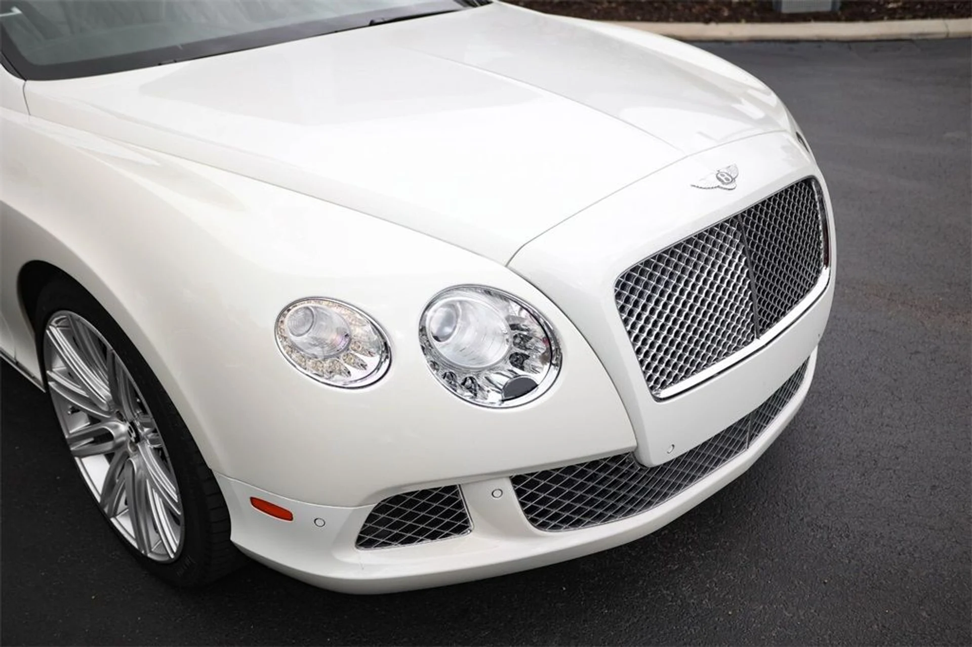 mph011_3412559148_a05d1b5f1f92747a10a76ee2659cbeef_1baeb3fb20