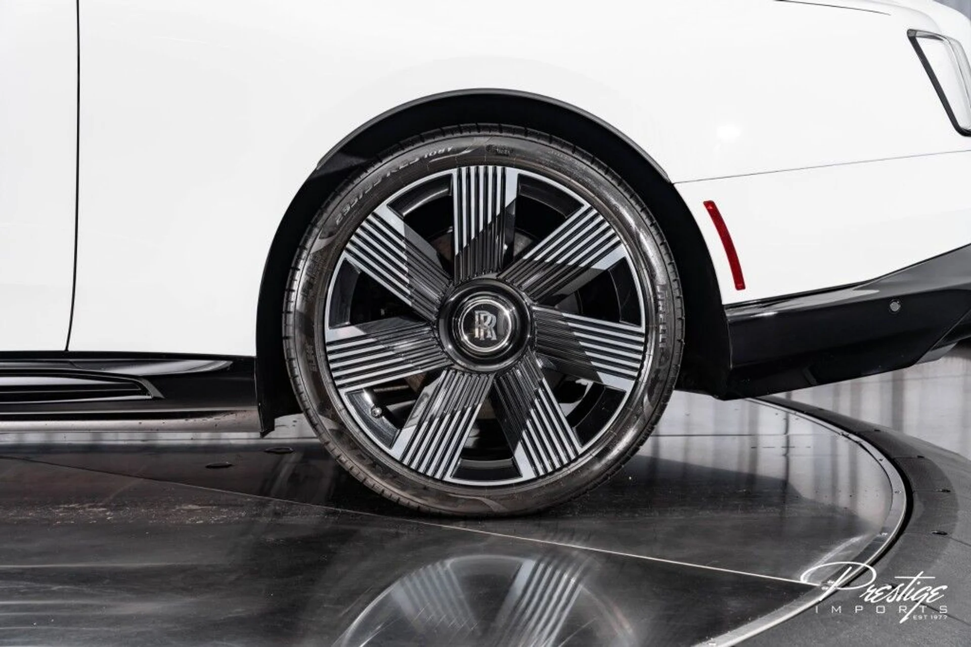 mph011_3413716767_f060a485e00039c33ca9cf897dba0380_5a7681e2ae