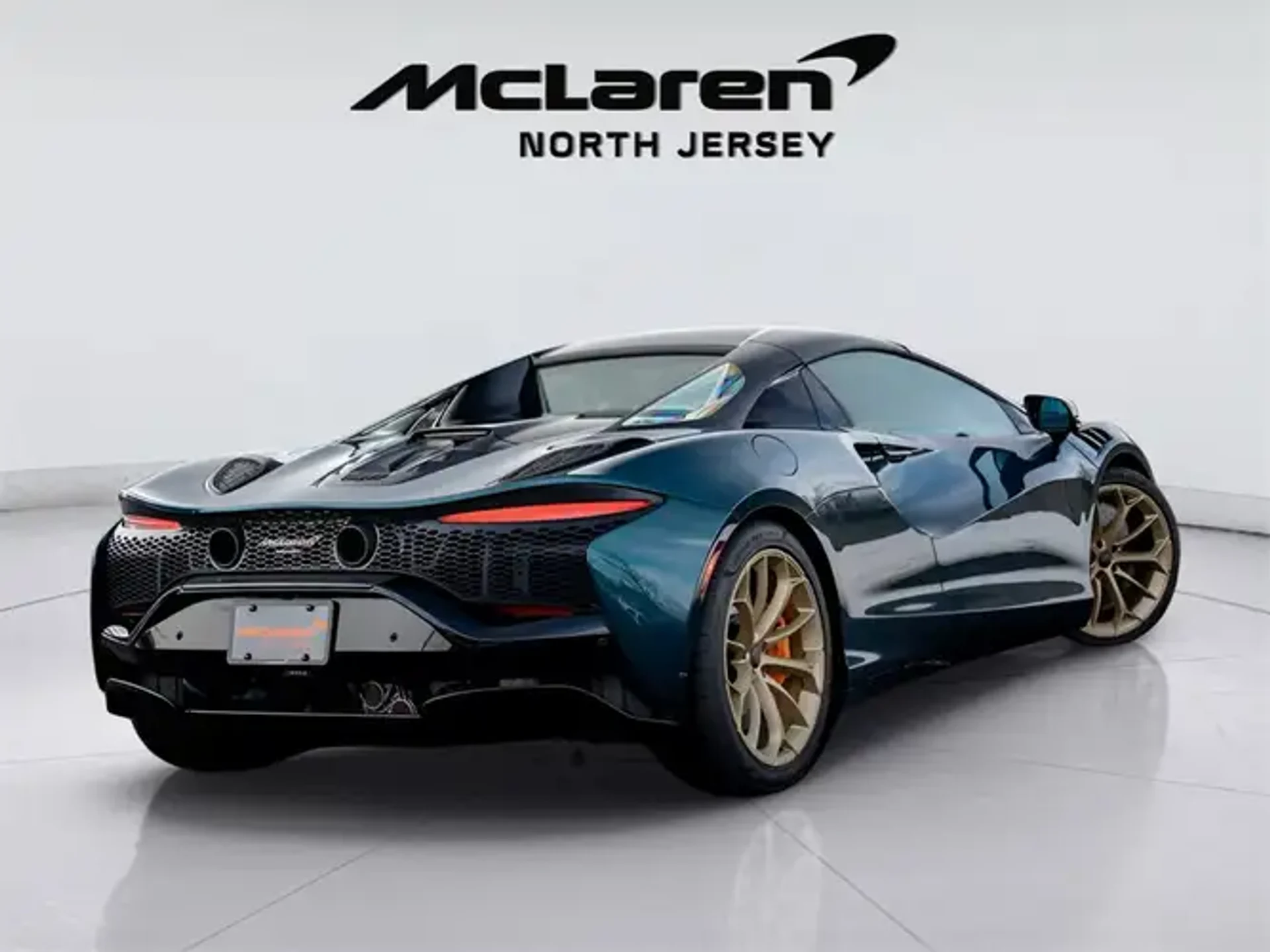 mph011_3414499563_2_Rc1n1_Pol897ww_Id_med_5e194e221d