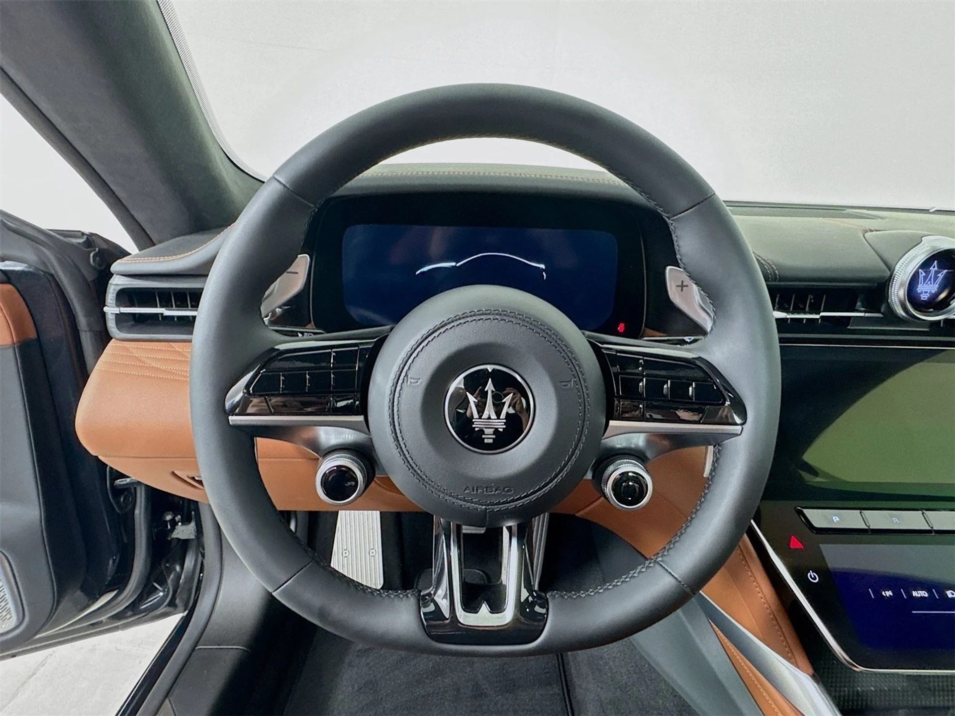 mph011_3416515767_fbf7ff01881a86ea55837e5a58bd1c2ax_13c9ad62b1