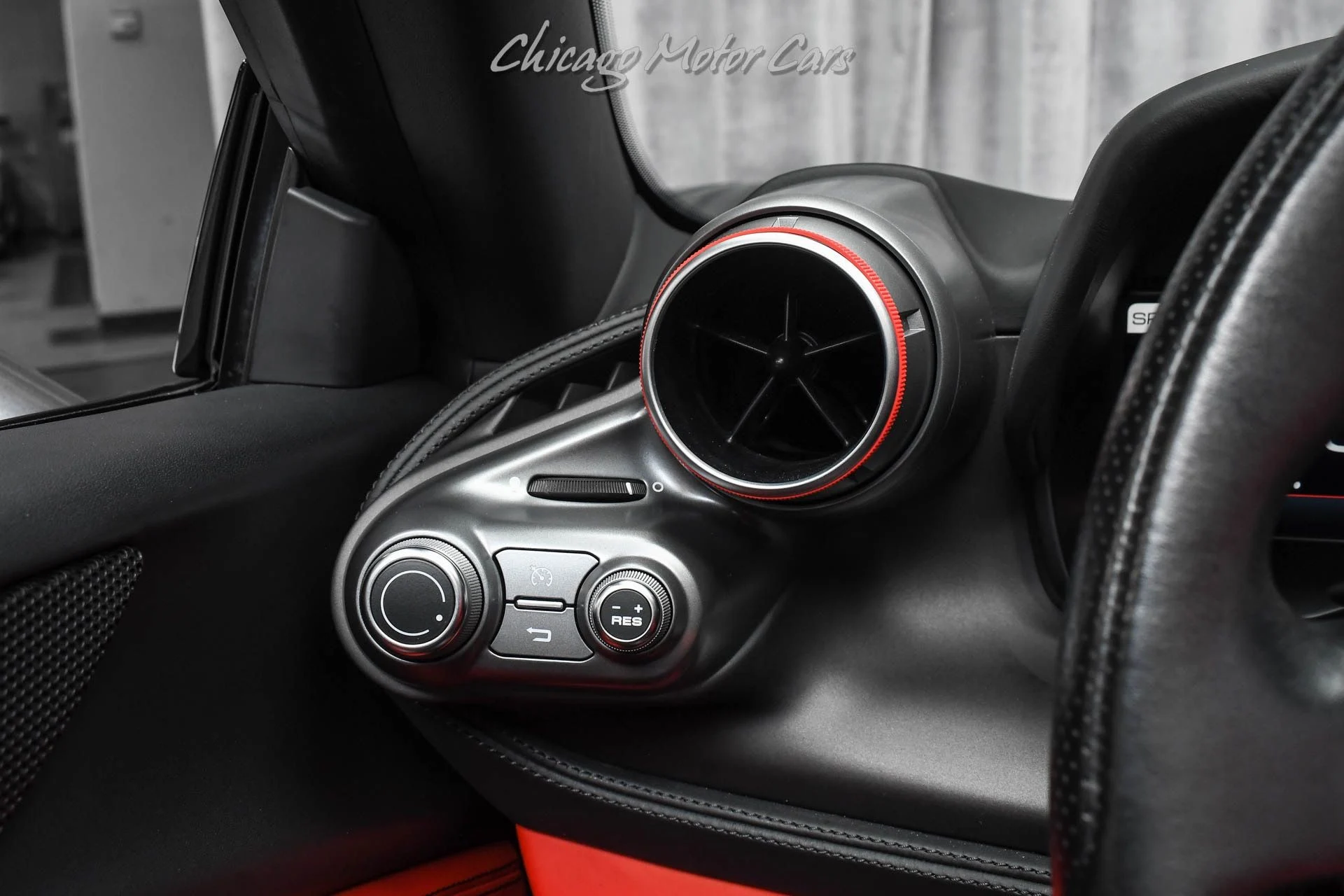 mph011_342697533_13209_p12_l_29d3e0653b