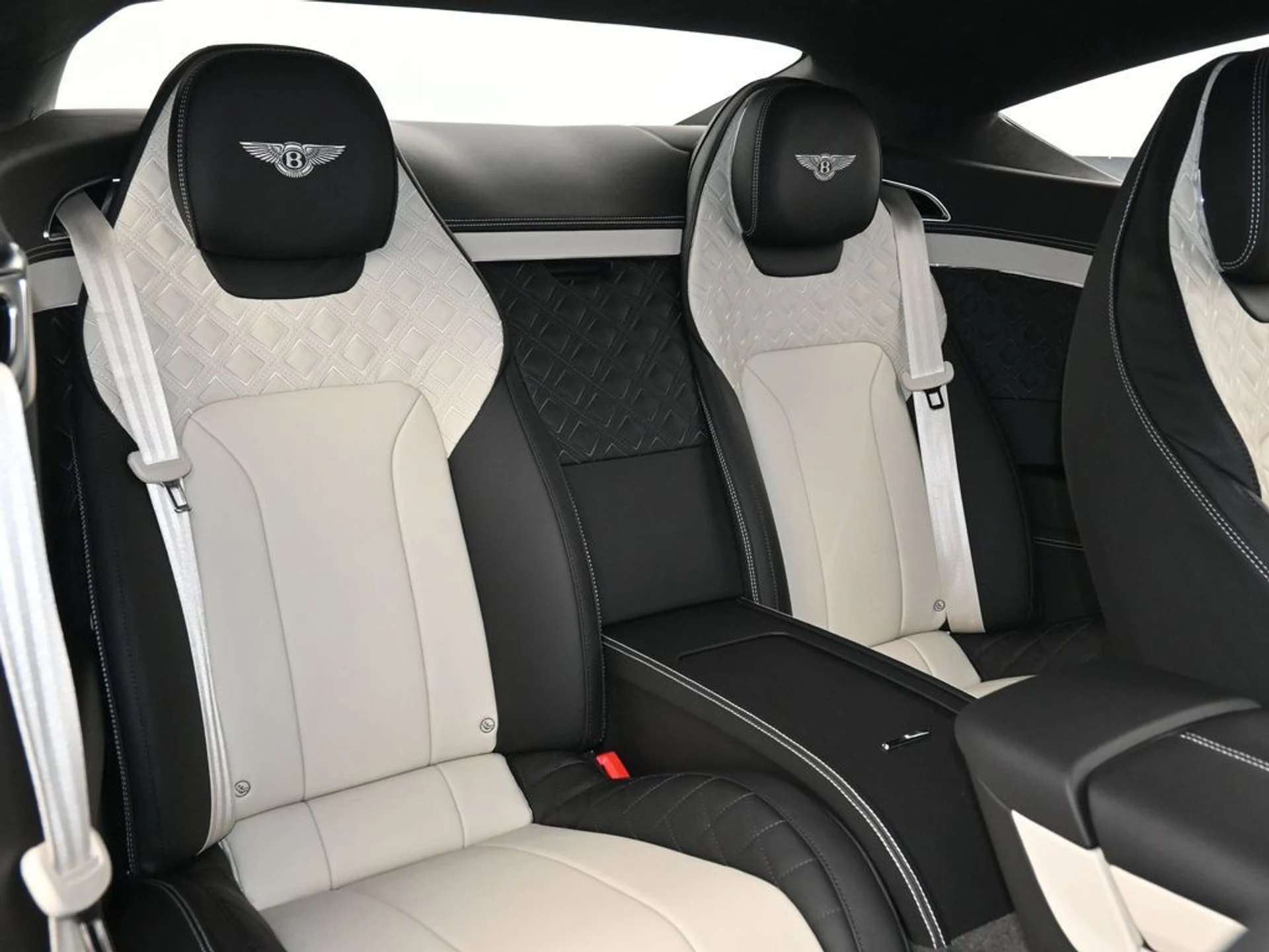 mph011_3430137010_3eab14e5a31165c0d63796b63f632d28x_a09945e089