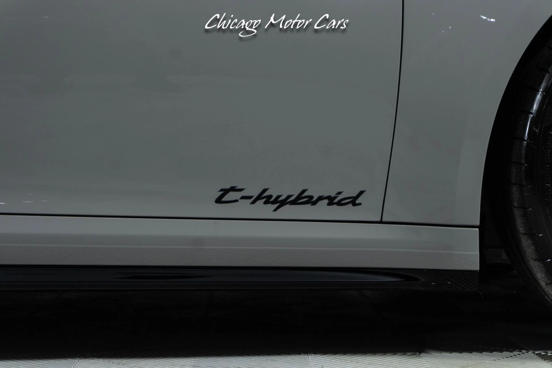 mph011_3439965977_13072_p12_l_73513e0f92