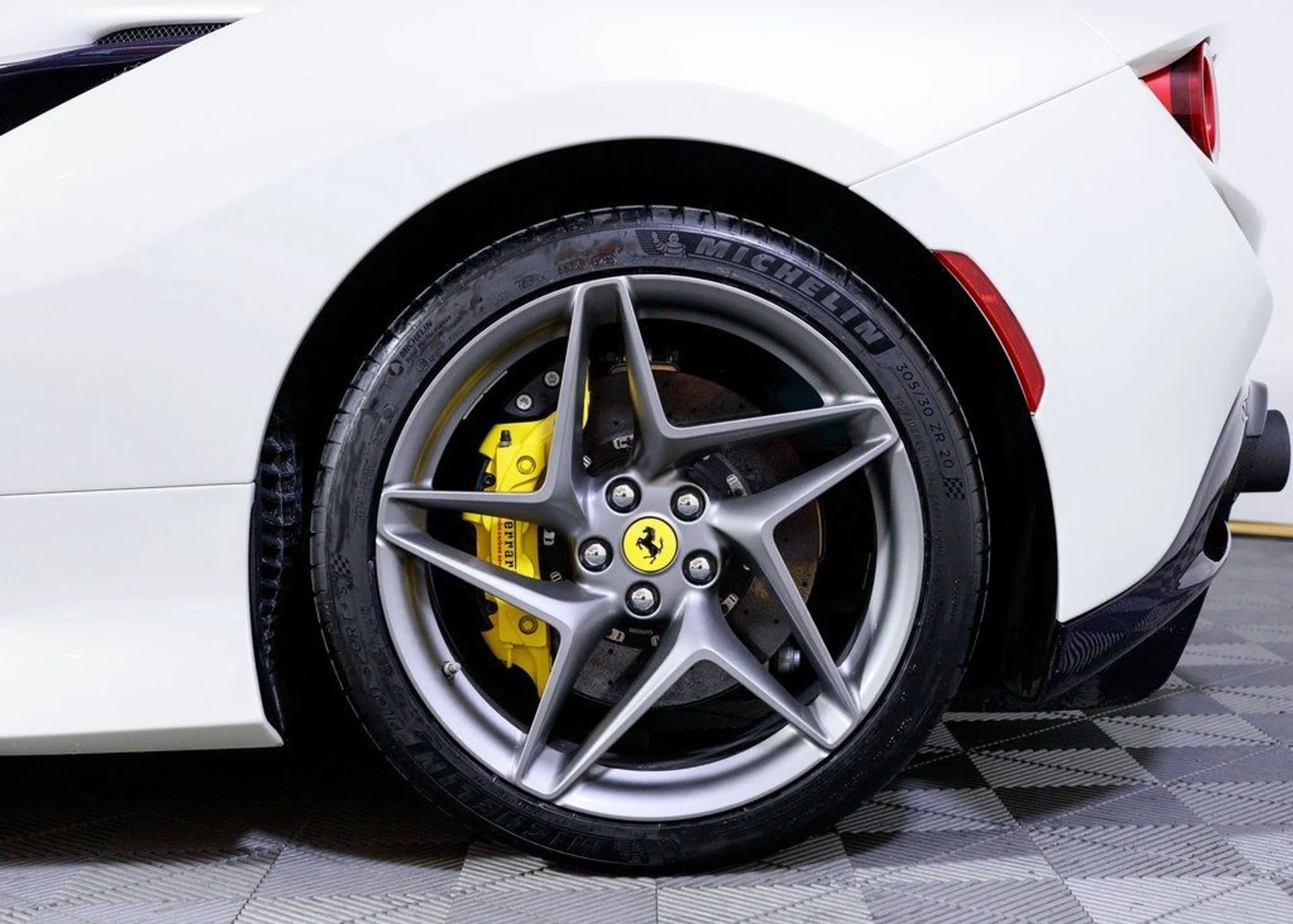 mph011_3443902984_b88dbc8ea73bea015407da43b591c0af_4899b99112