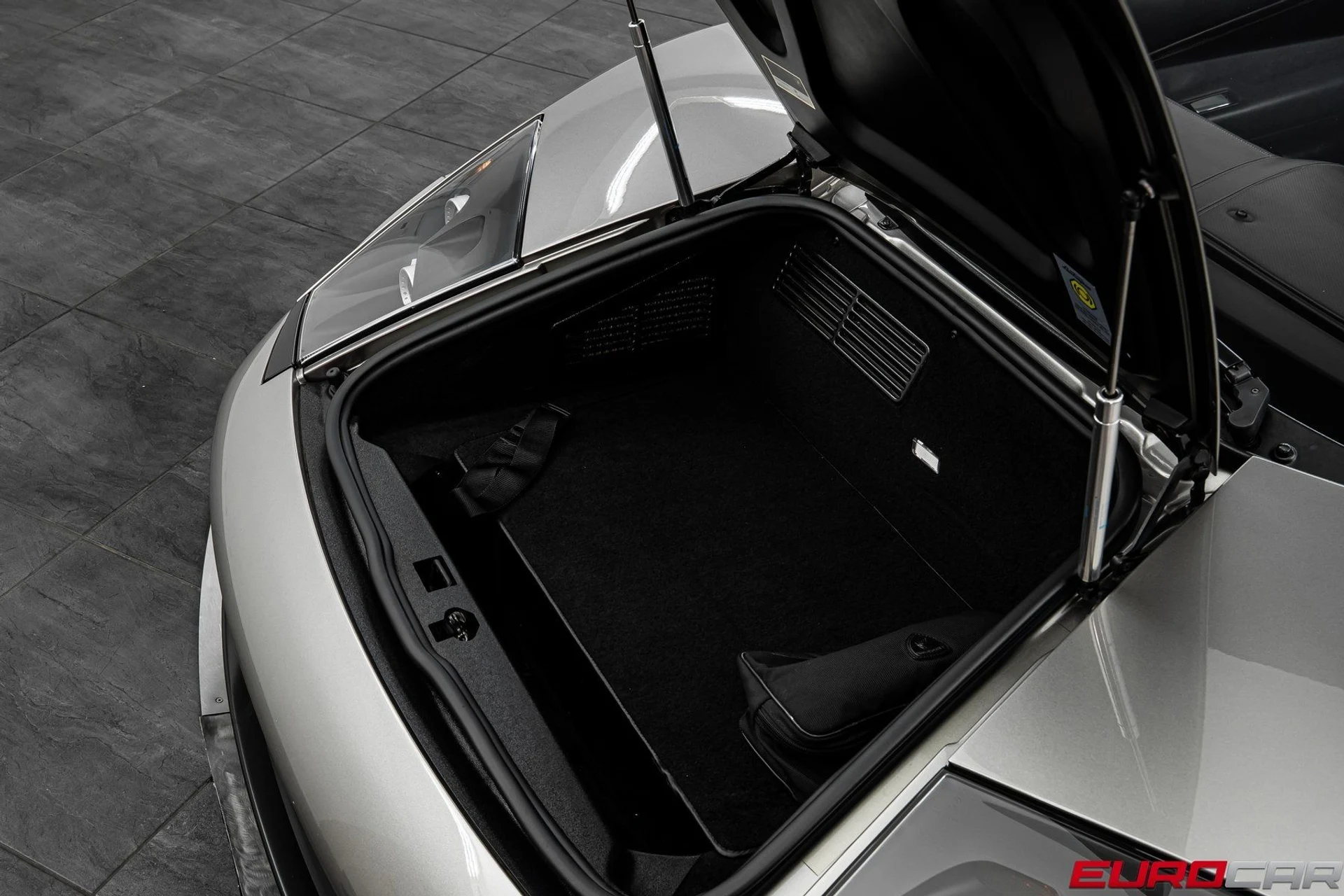 mph011_3444247284_image_12_8ef2465a44