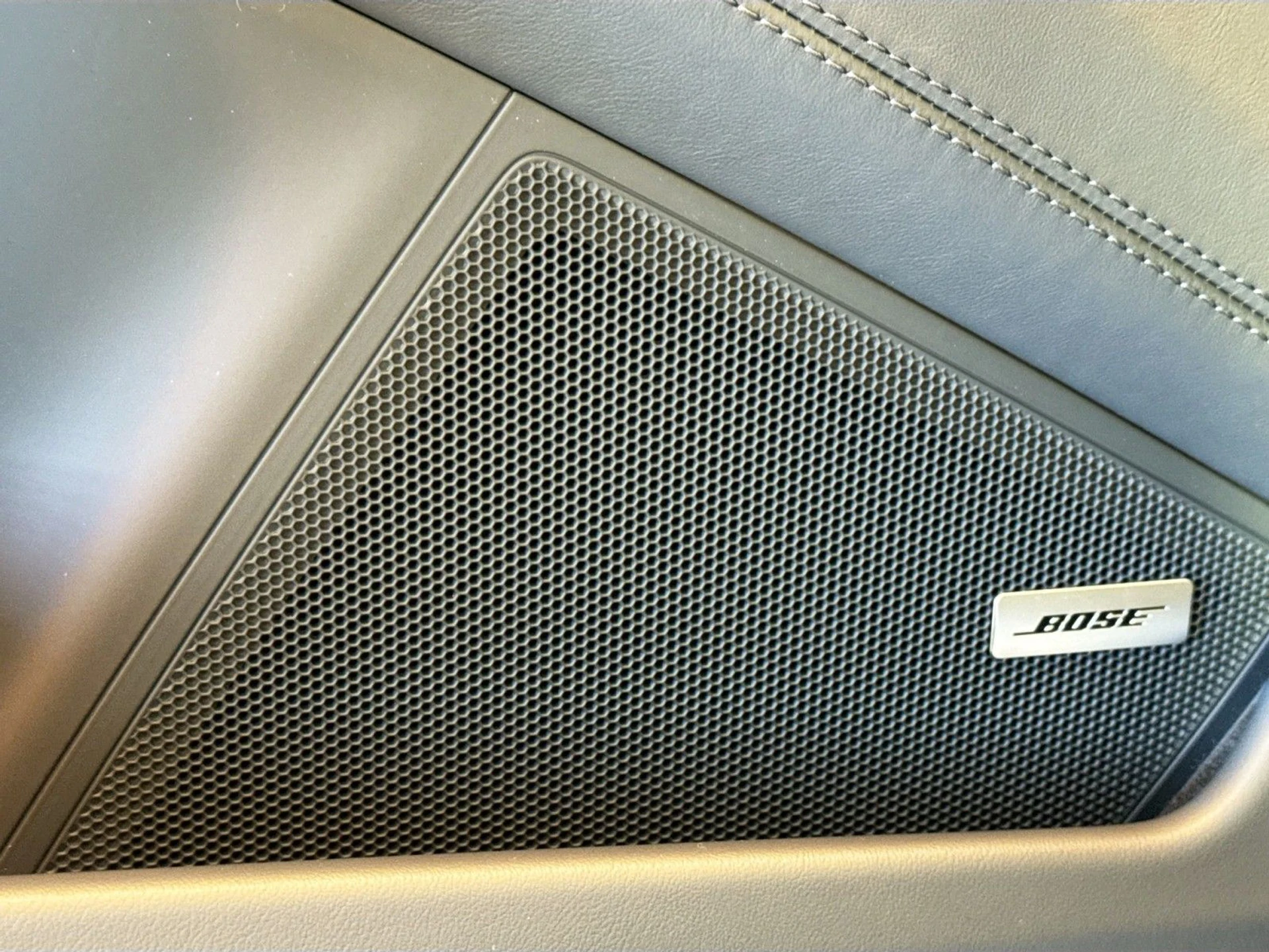 mph011_3446927085_4a42dad3856bae980a183d1ff8aba223_64895d74fe