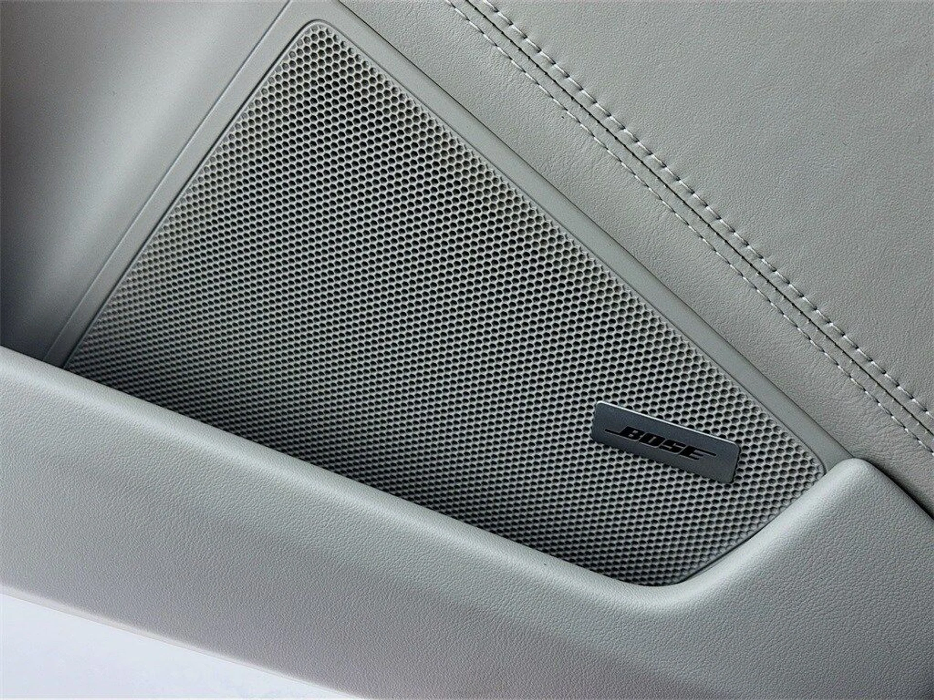 mph011_3454800757_80735360685dcd9e92873641c78dd2d7x_4a39717fdc