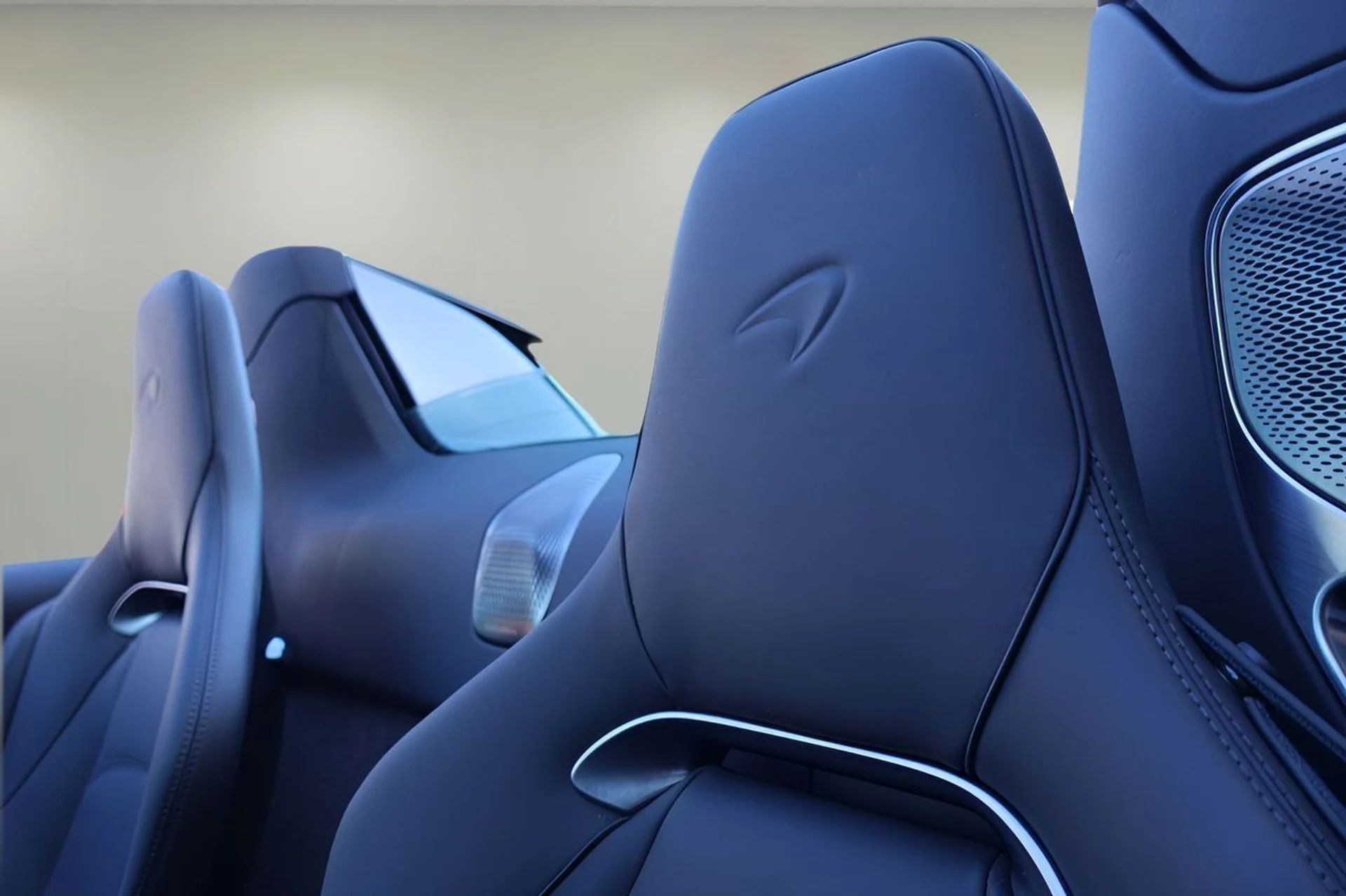 mph011_3460207052_12_e2d600305d