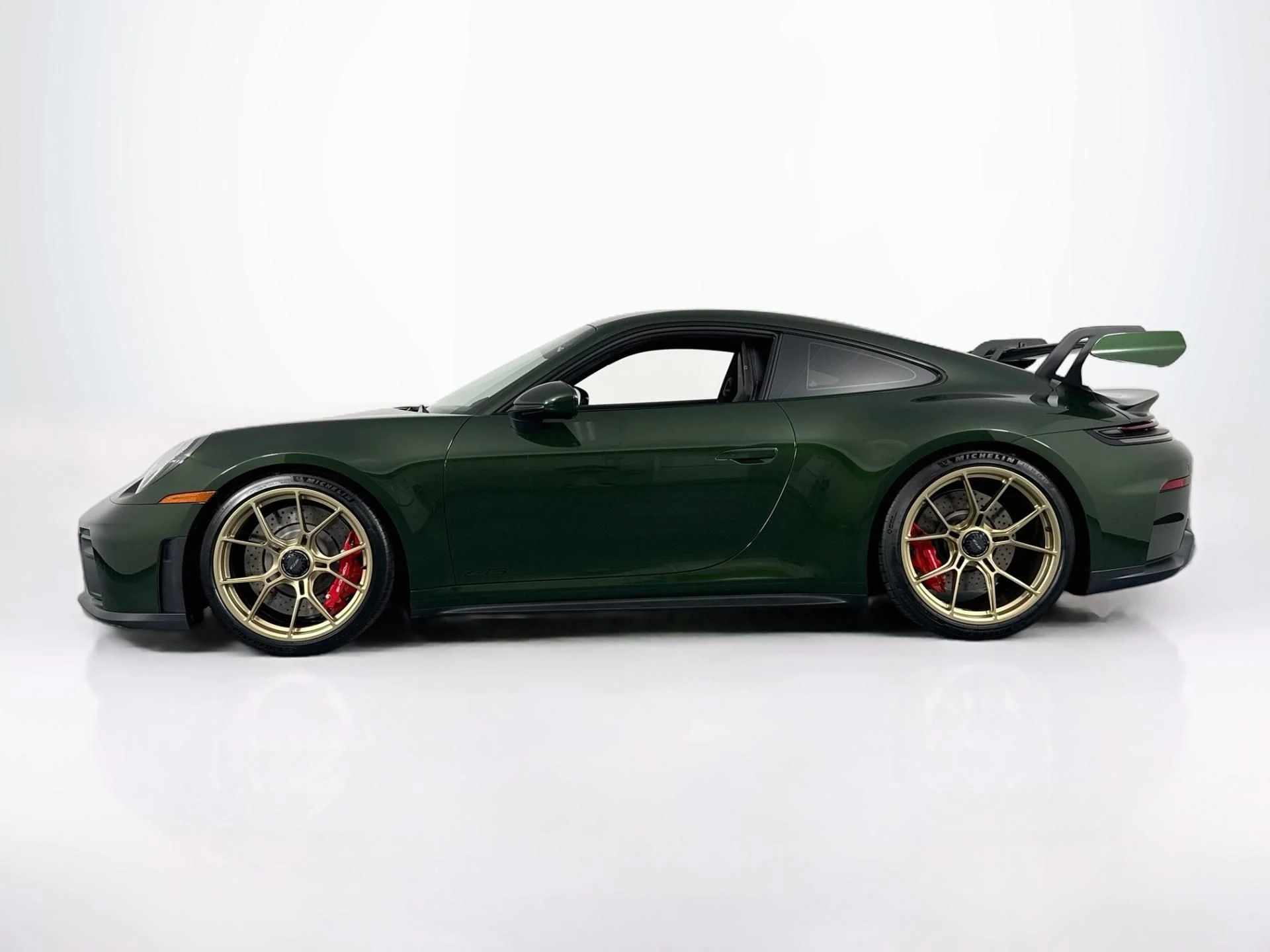 mph011_3464540584_Used_2026_Porsche_911_GT_3_1786481336_a74c1d55eb