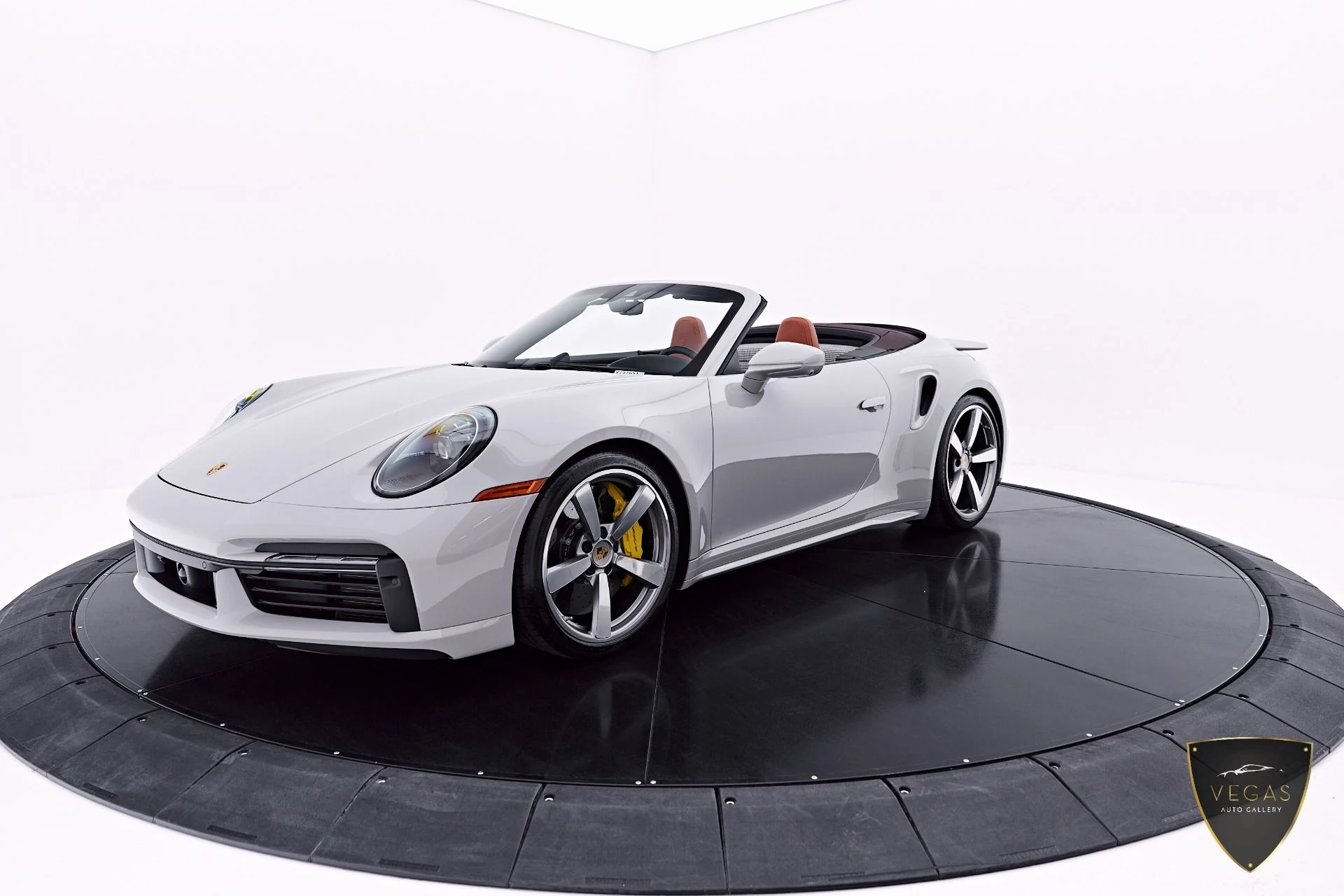 mph011_3465291145_Used_2024_Porsche_911_Turbo_S_1782351401_7b6398ec2b