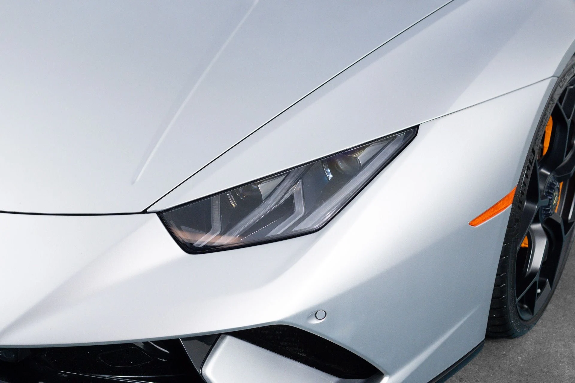 mph011_3466665464_Used_2018_Lamborghini_Huracan_Performante_Spyder_1781732323_c0aba4cda4