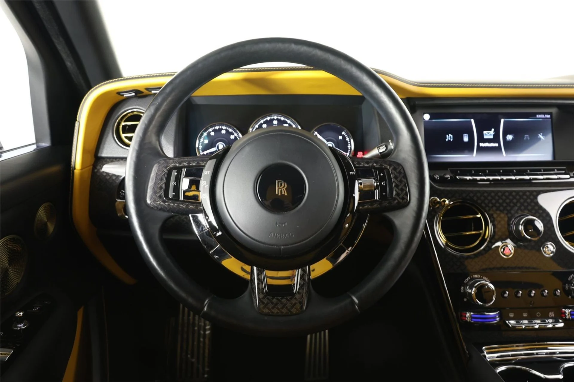 mph011_3467428172_398662c93b9ef5c6737572b6b9678e83_7fd98457af