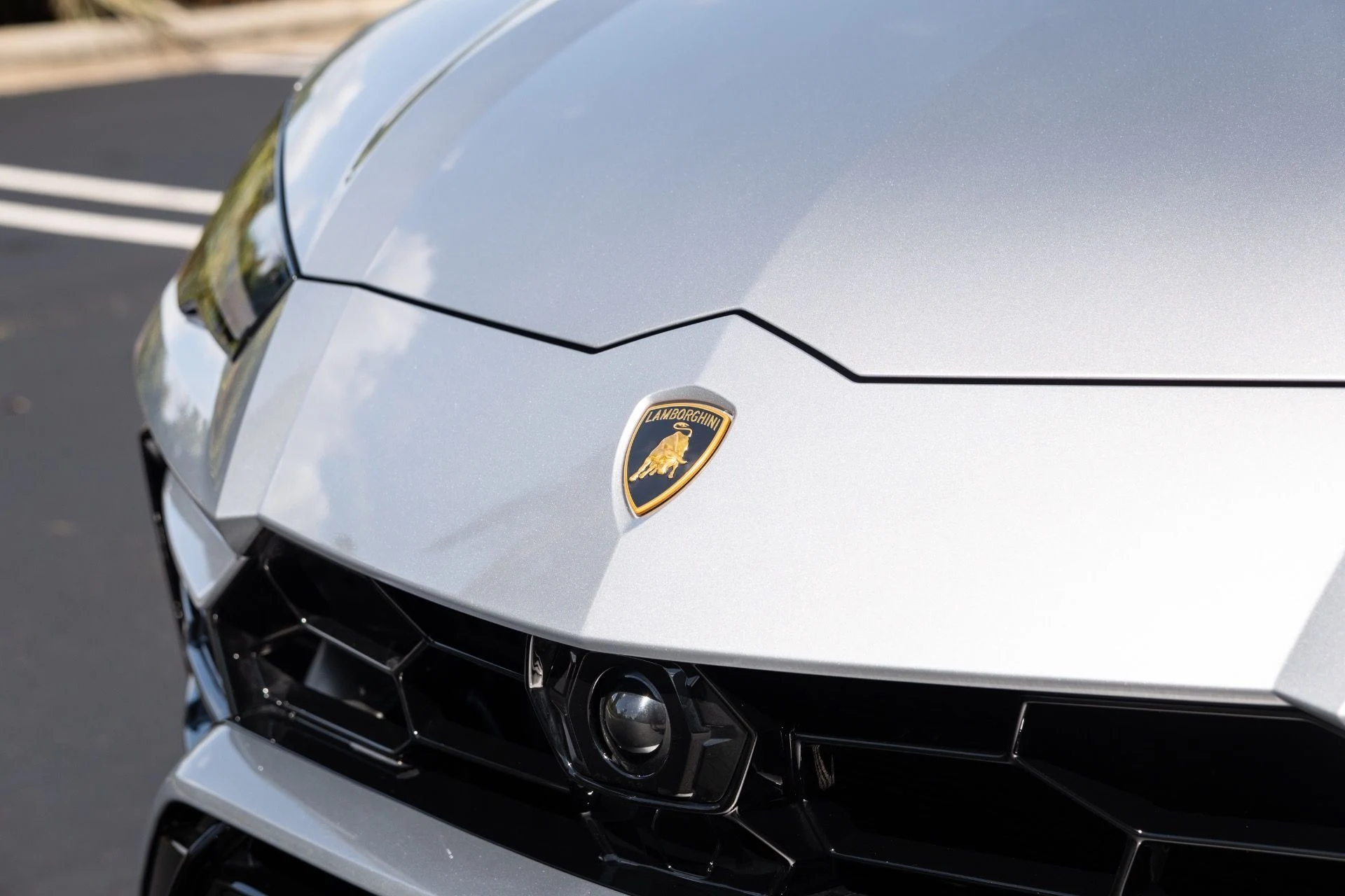 mph011_3468818136_Used_2022_Lamborghini_Urus_1770690392_53915060c7