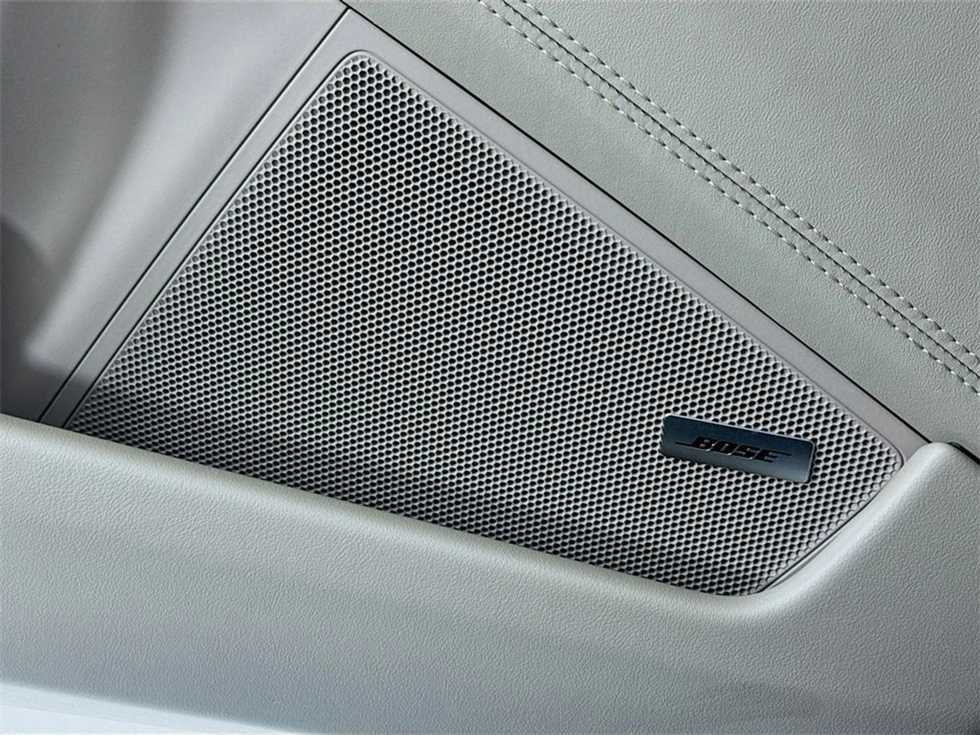 mph011_3472873967_8f1c5b0cd59b767c74e7b545af95bdd7x_0be124f856