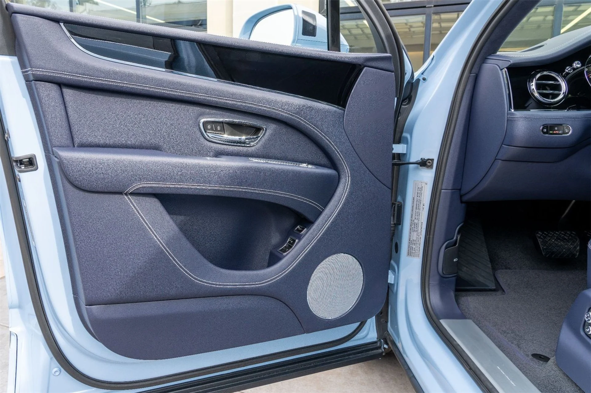 mph011_3477745607_d97faafcd2a021d3f1de016eb3bebf1b_847135f3d5