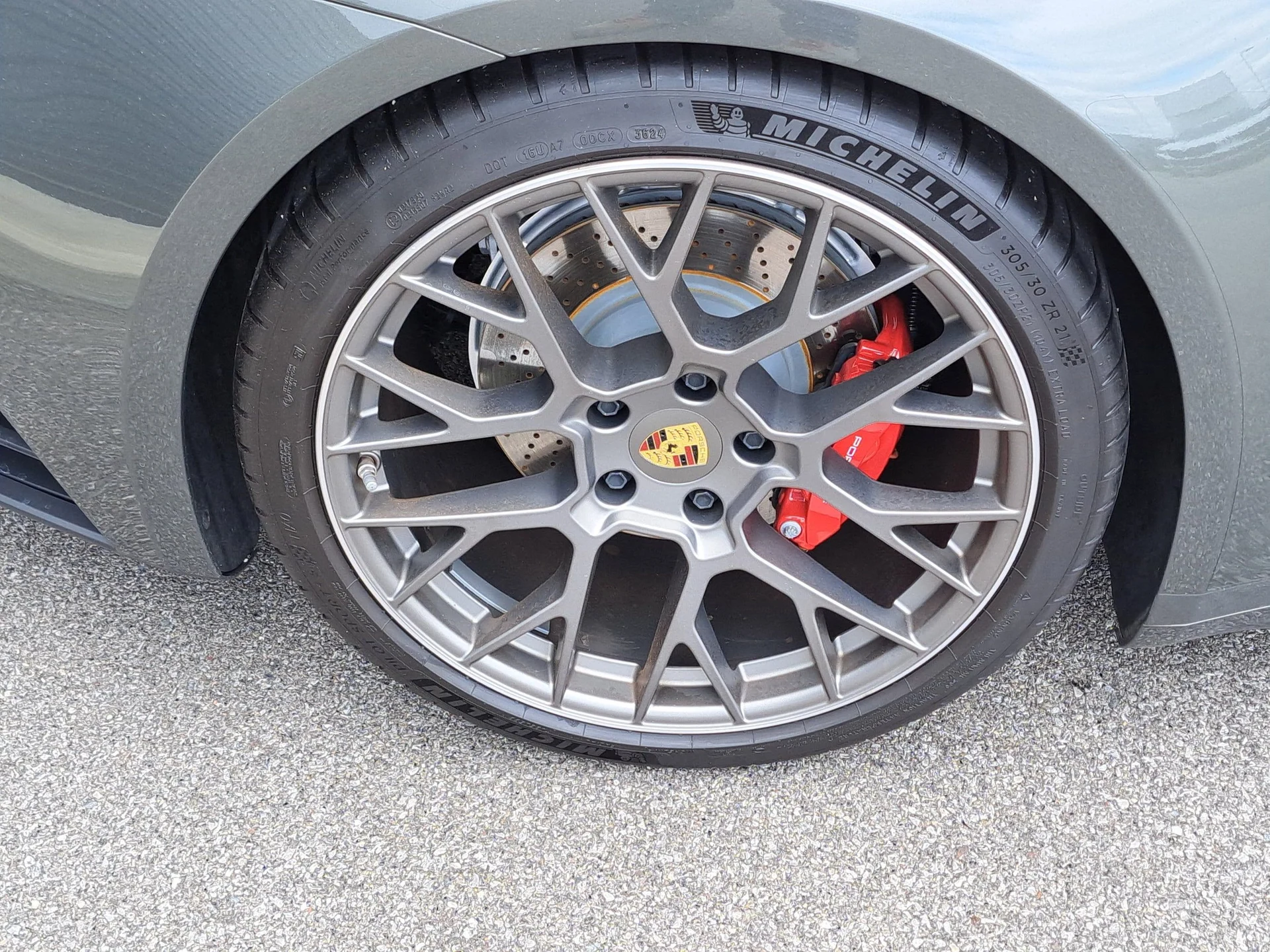 mph011_3479294466_8550678266f55675582e88e616b3a3bbx_e1e218383d