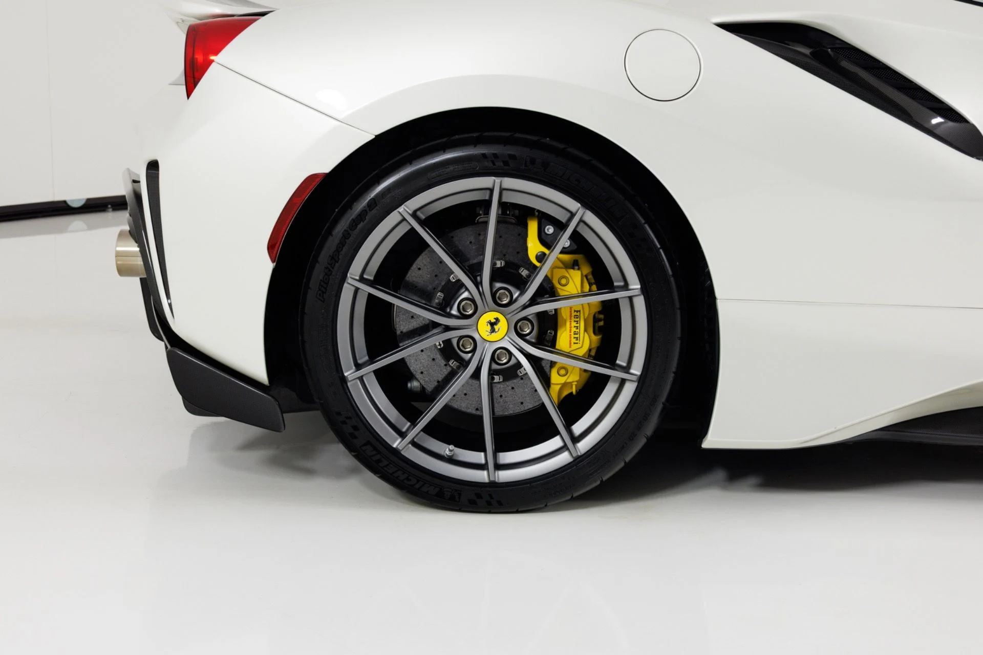 mph011_348861591_Used_2020_Ferrari_488_Pista_1791475678_6314be63ef