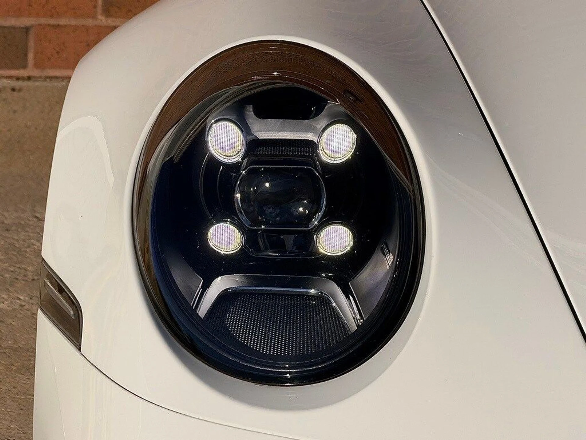 mph011_349067424_8bbe6870ef3b0277871ec6aa872fe3f7x_fe6c113054