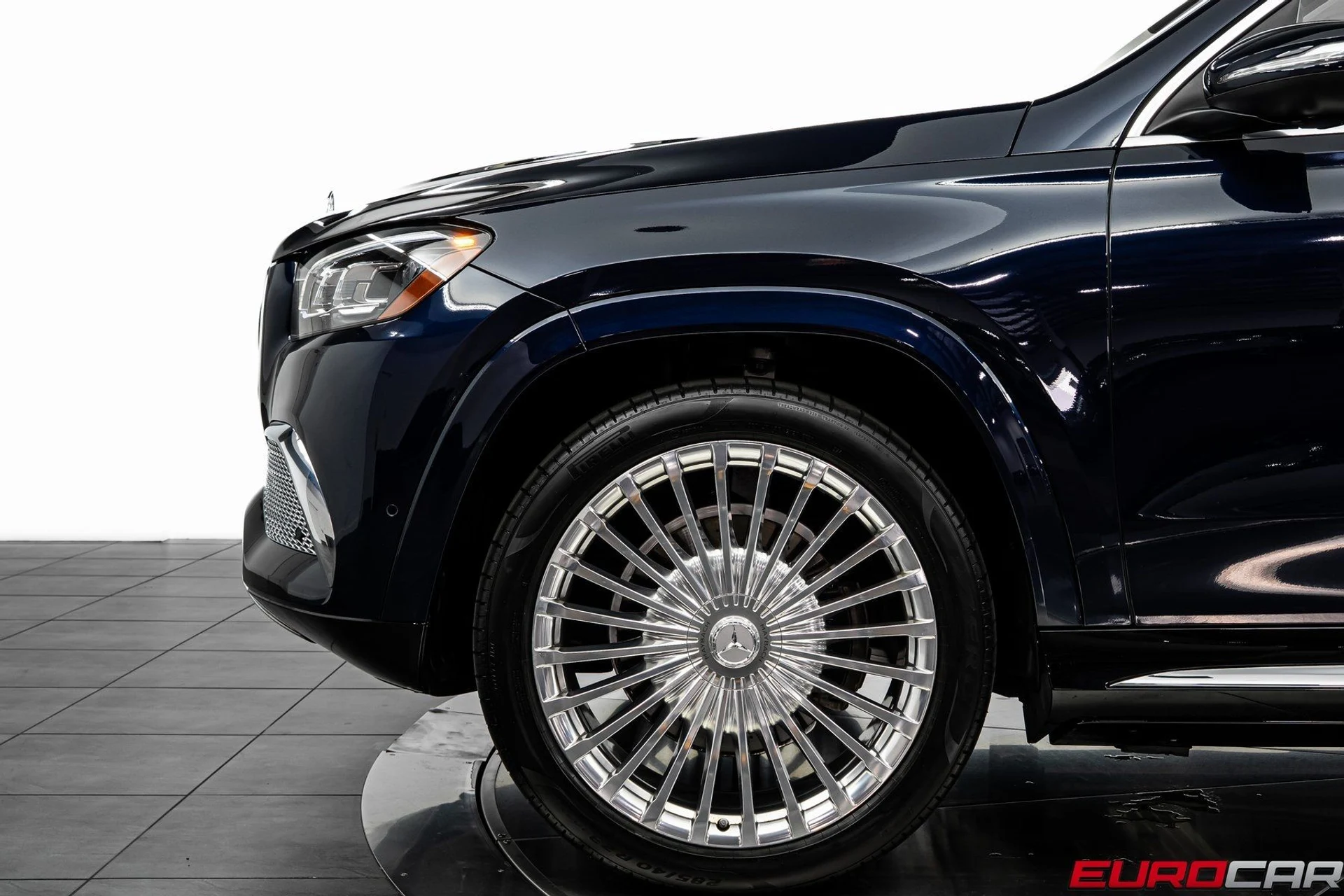 mph011_3495071571_image_12_3182eb33af