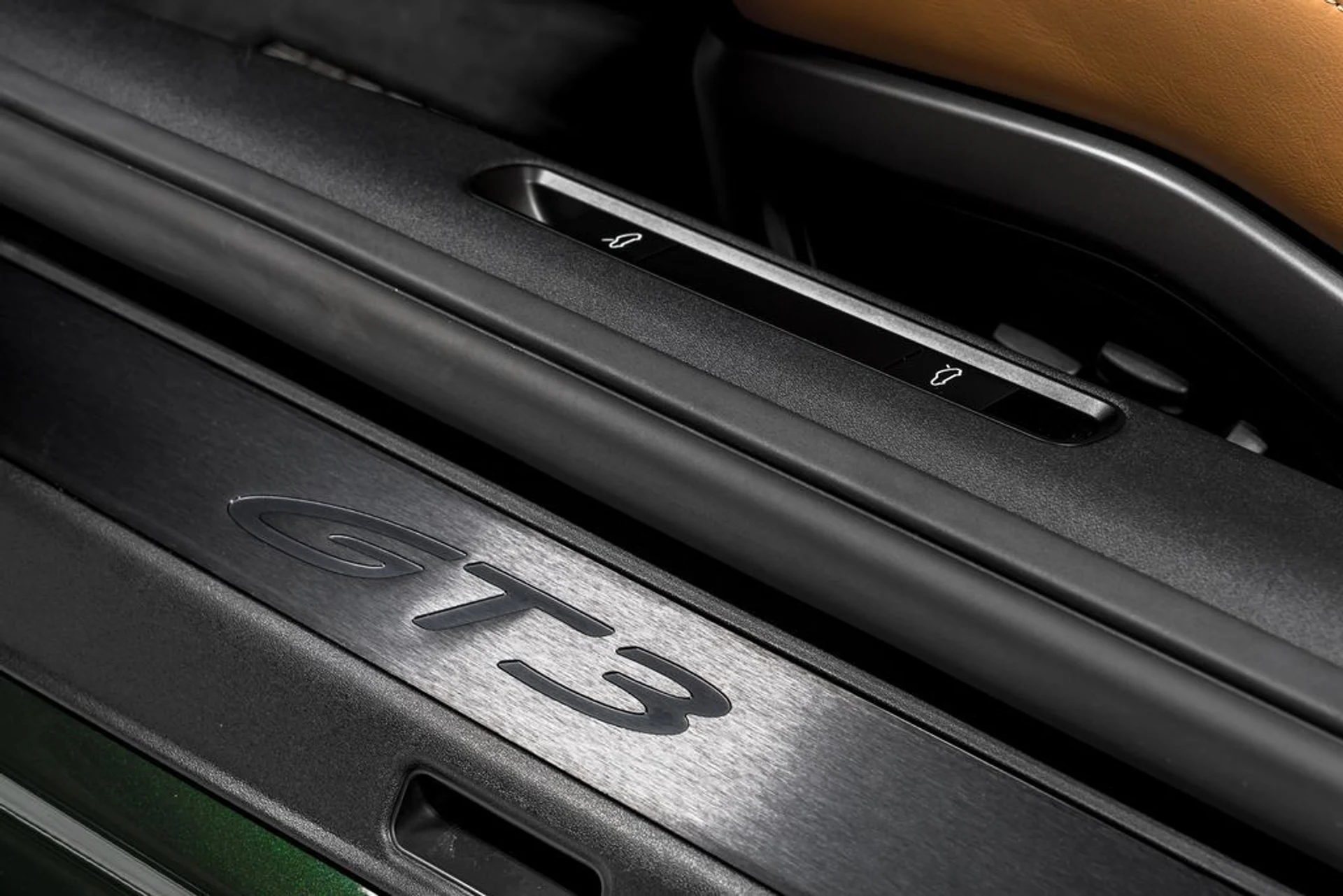 mph011_349994583_a1b0b57420406d73fa381f62dcdb8d08x_3035beb09e