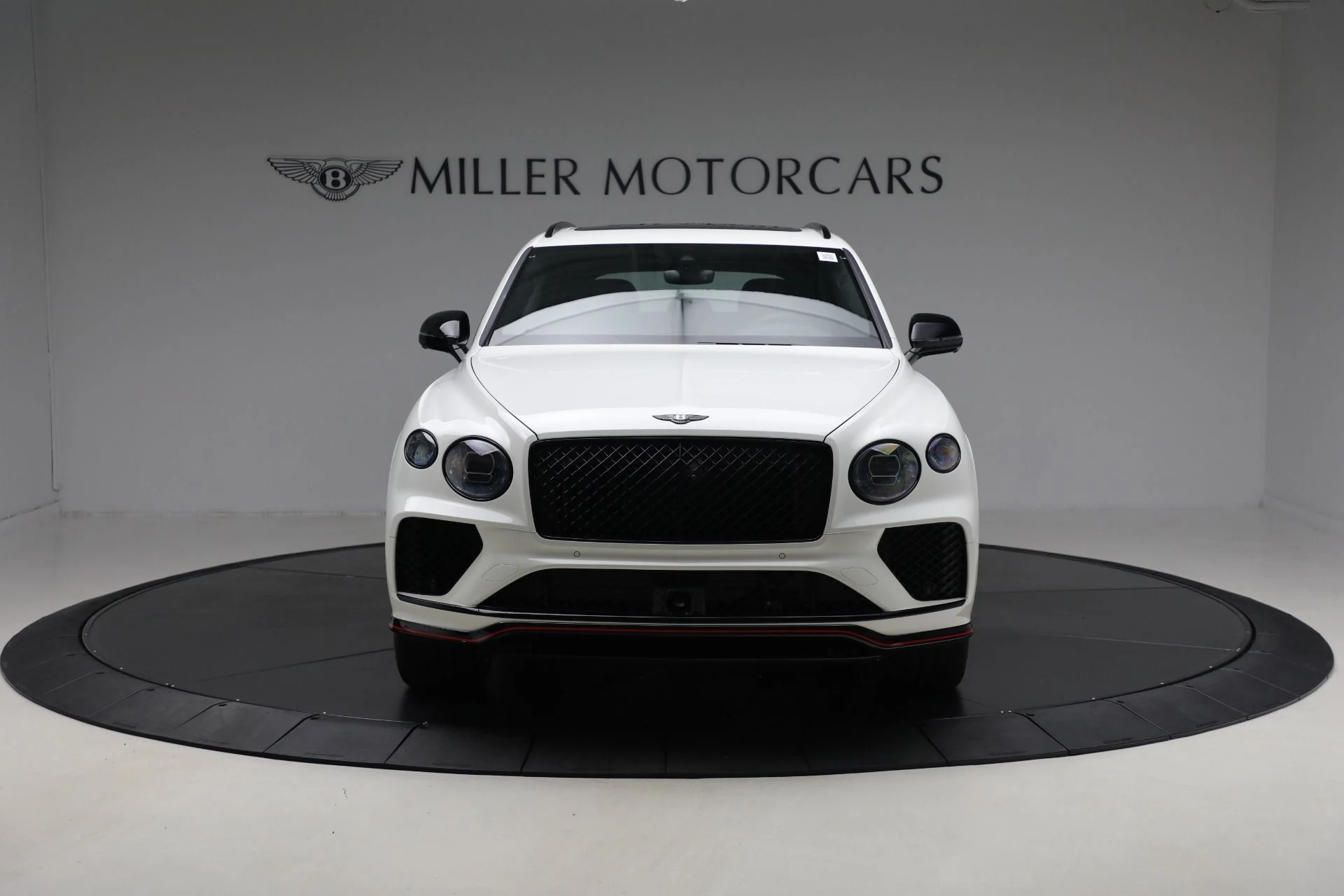 mph011_3506723807_New_2025_Bentley_Bentayga_S_Black_Edition_8ceae10cda