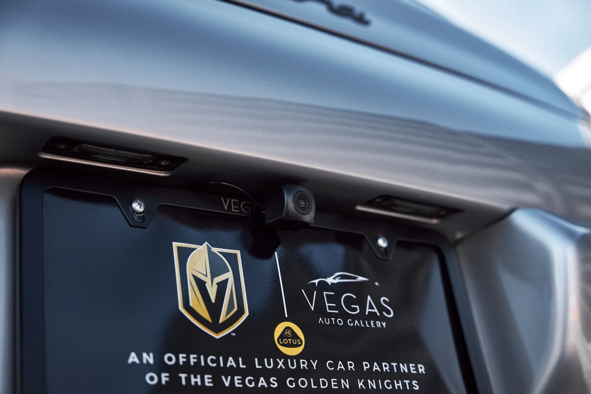 mph011_35100353_Used_2002_Porsche_911_Carrera_1766458396_0eca1b2257