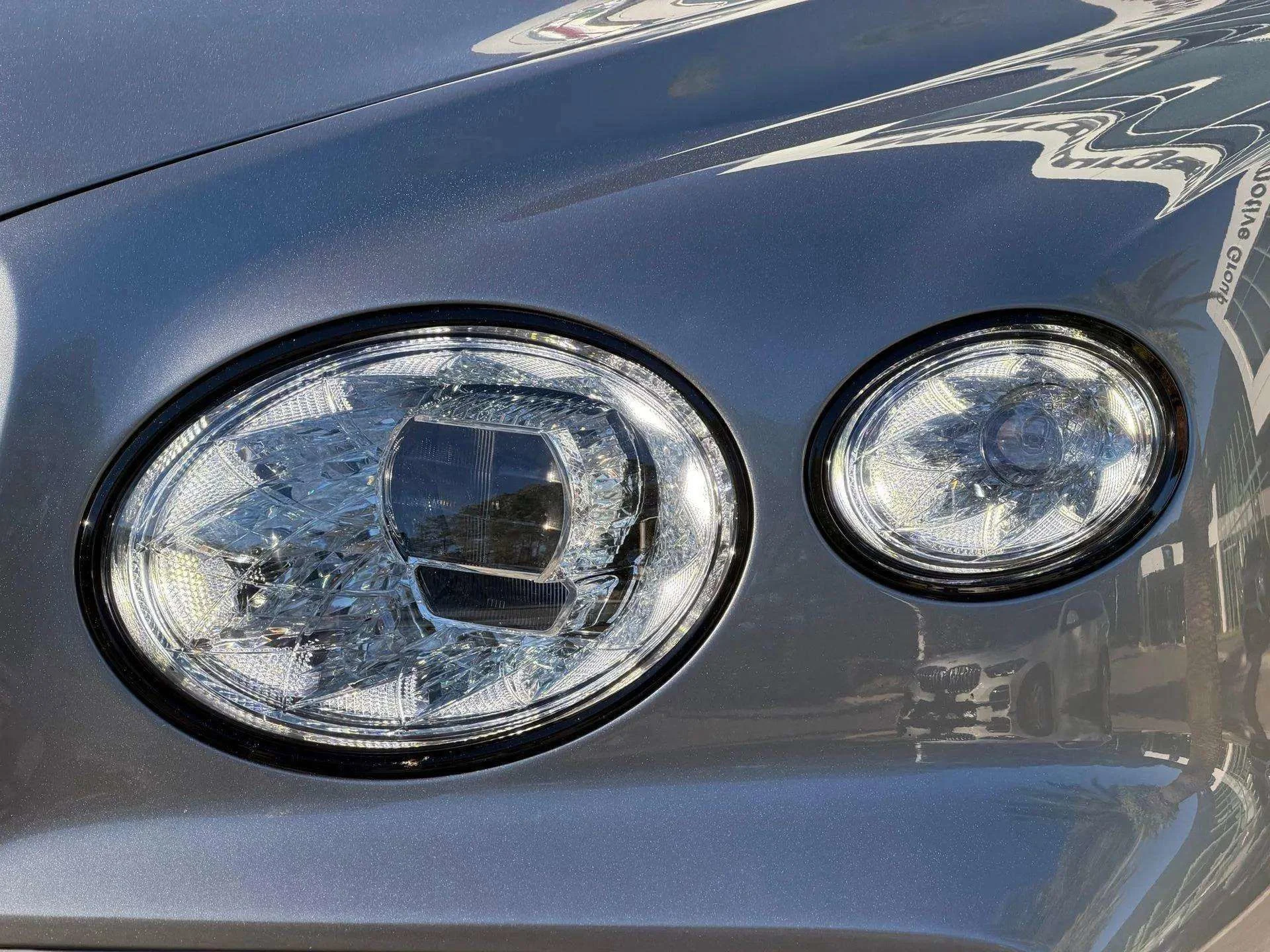 mph011_3520024557_4d0cb4c90b784e5b85e98cc45dec5cf4_5b44ad0eef