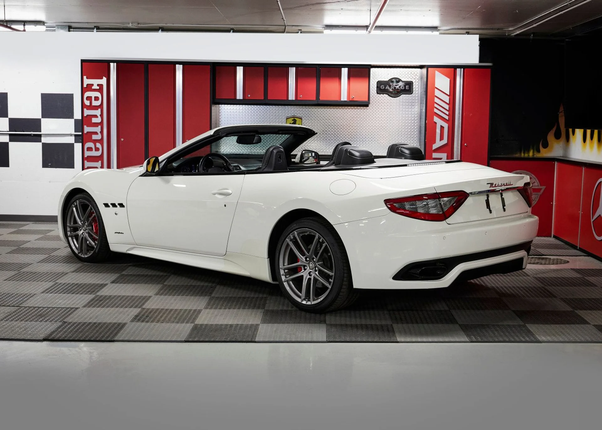 mph011_3522685188_2016_Maserati_Granturismo_10_d59cef3d30
