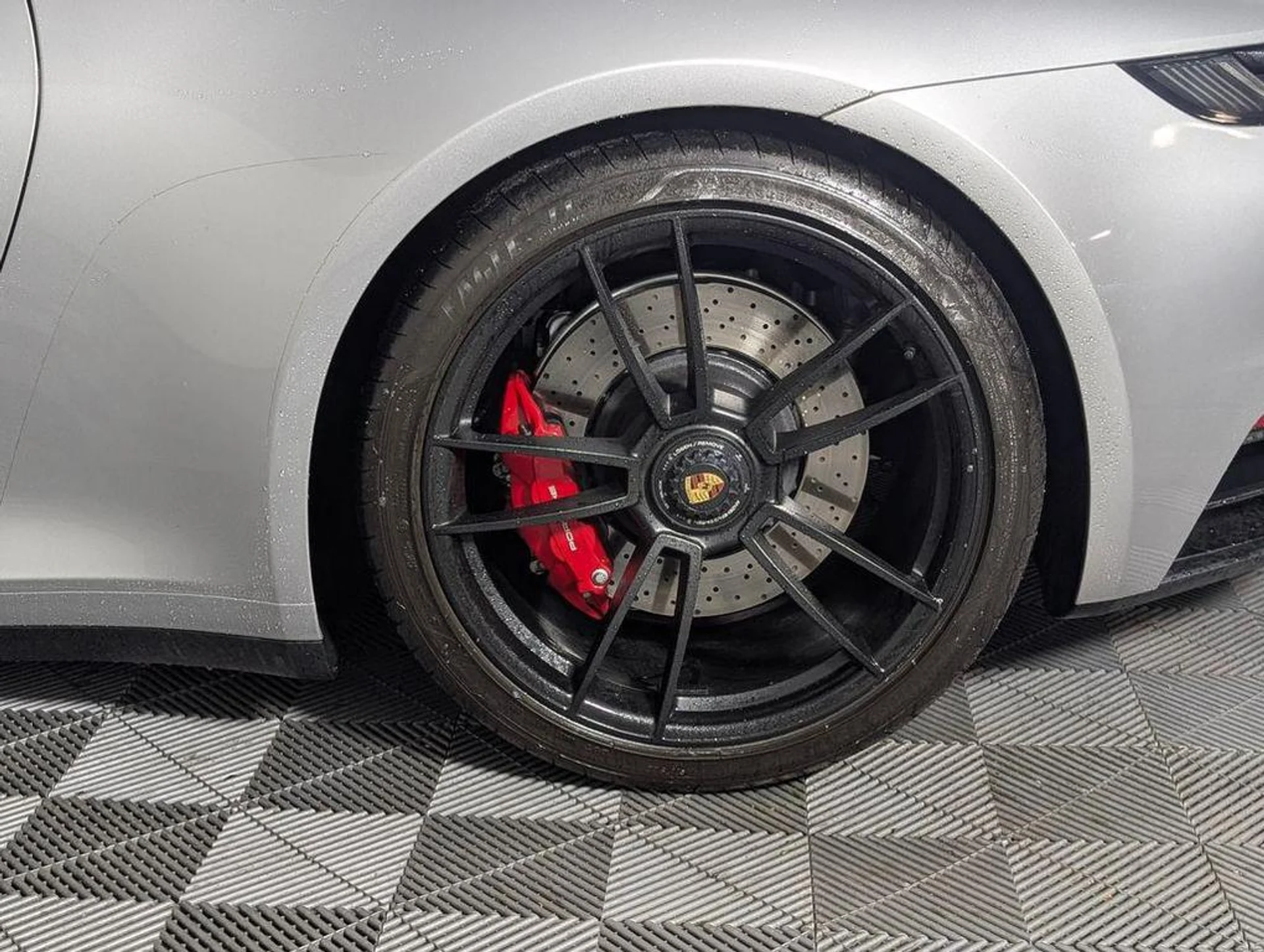 mph011_3522984214_pj_RBP_4k_A3_Avq5_Rczk1_Md8_Hmxa_o_d045d73d60