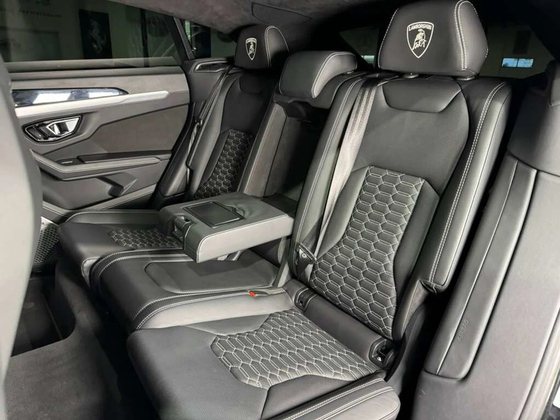 mph011_3533243962_42e24723ad7131f72b025c70e414ea5f_98a5cd3747