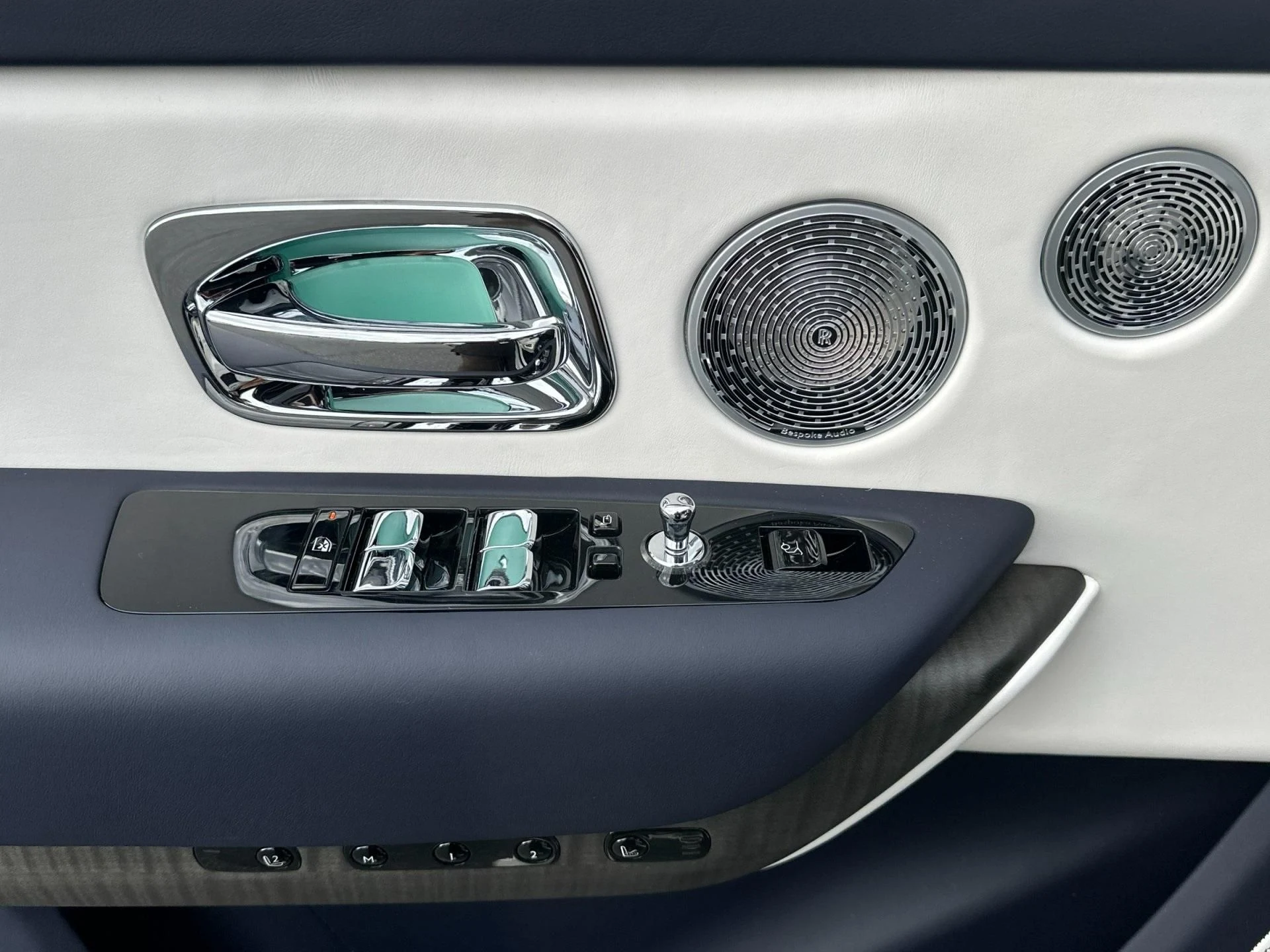 mph011_3547333323_New_2026_Rolls_Royce_Cullinan_1759336350_8d9877b988