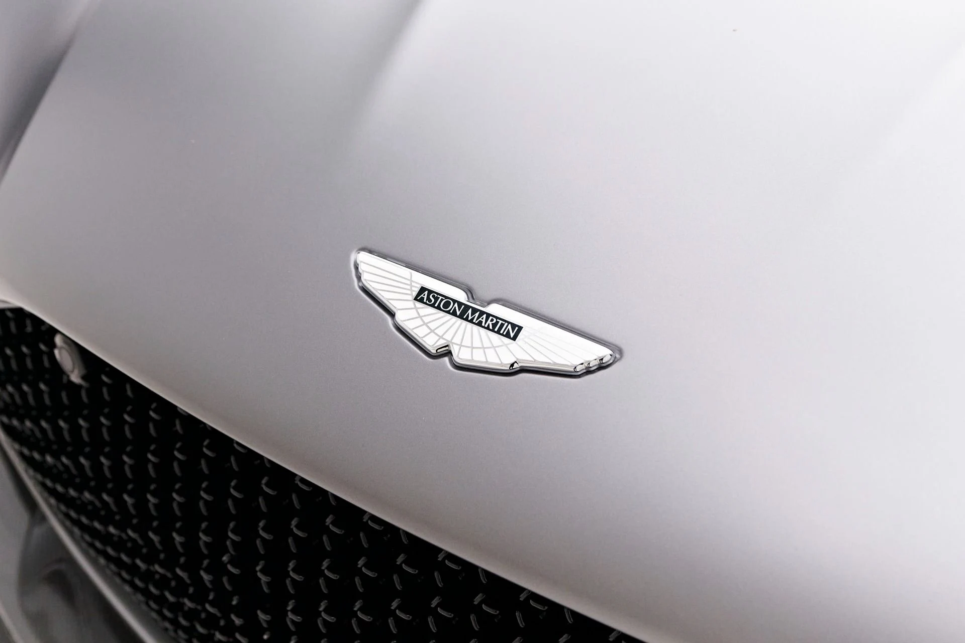 mph011_354999684_Used_2021_Aston_Martin_DBS_Superleggera_1720056626_e59aa764c6