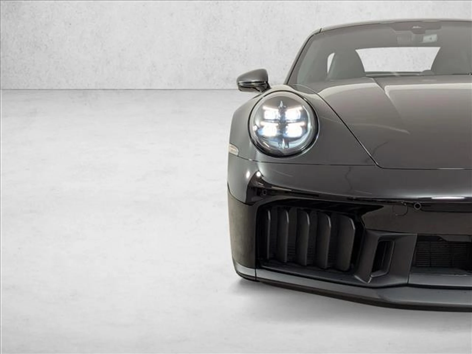 mph011_355537598_AGLK_Yg_H1dn82_Ax_Wf_G_Cbv_XI_Yr6_MY_ca4e9a09e0