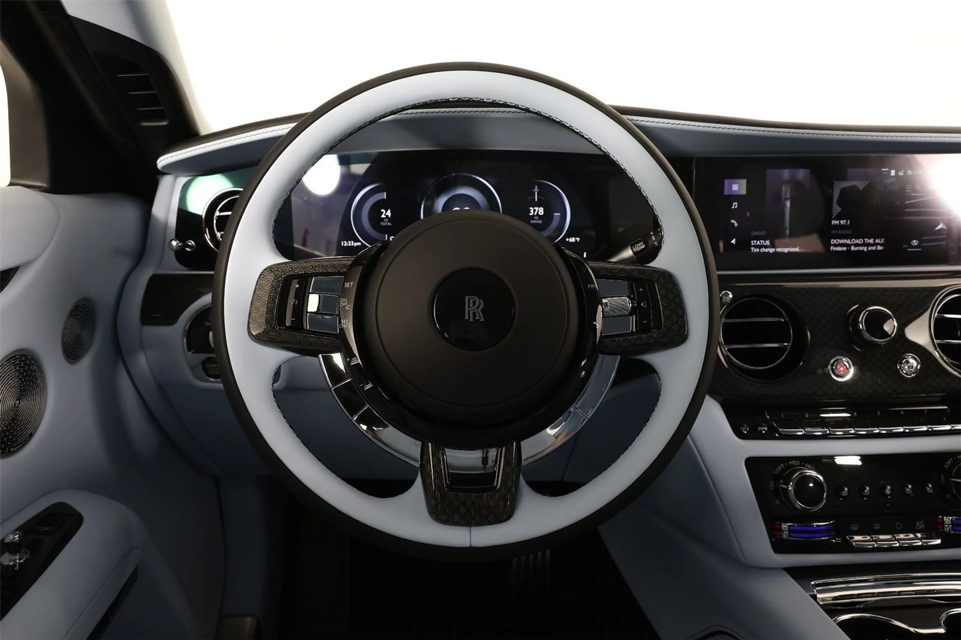 mph011_355674925_866a84c245d51091d01da97b76f56cbe_147e3211e7