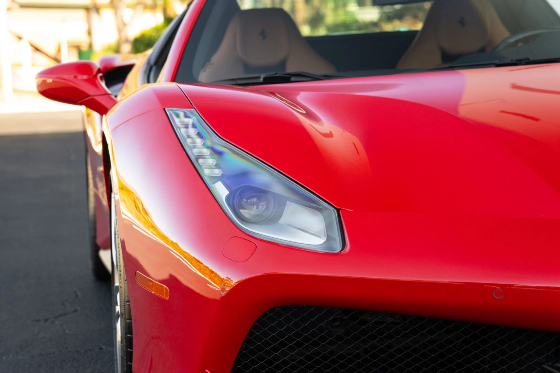 mph011_3563647311_Used_2017_Ferrari_488_Spider_1771886978_e1333d9d79