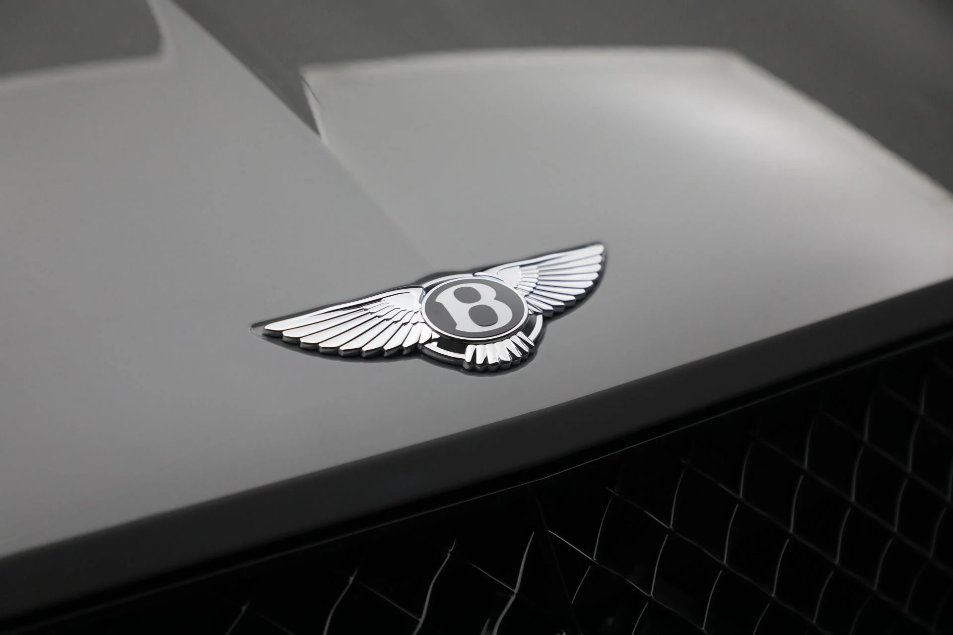 mph011_3567838952_New_2024_Bentley_Bentayga_S_V8_1ffb6a7c37