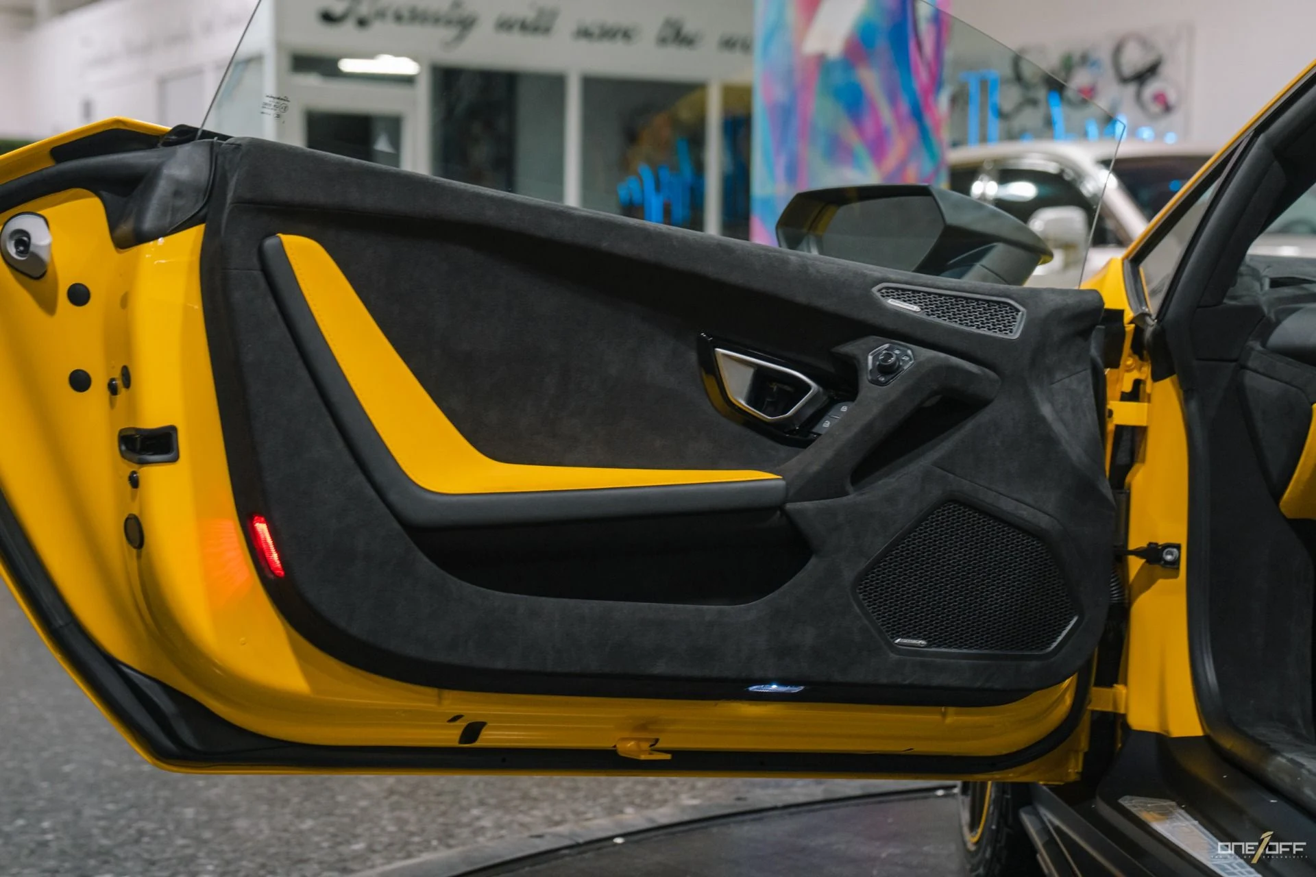 mph011_3570648518_Used_2024_Lamborghini_Huracan_Sterrato_1757040666_f7d2b08f4a