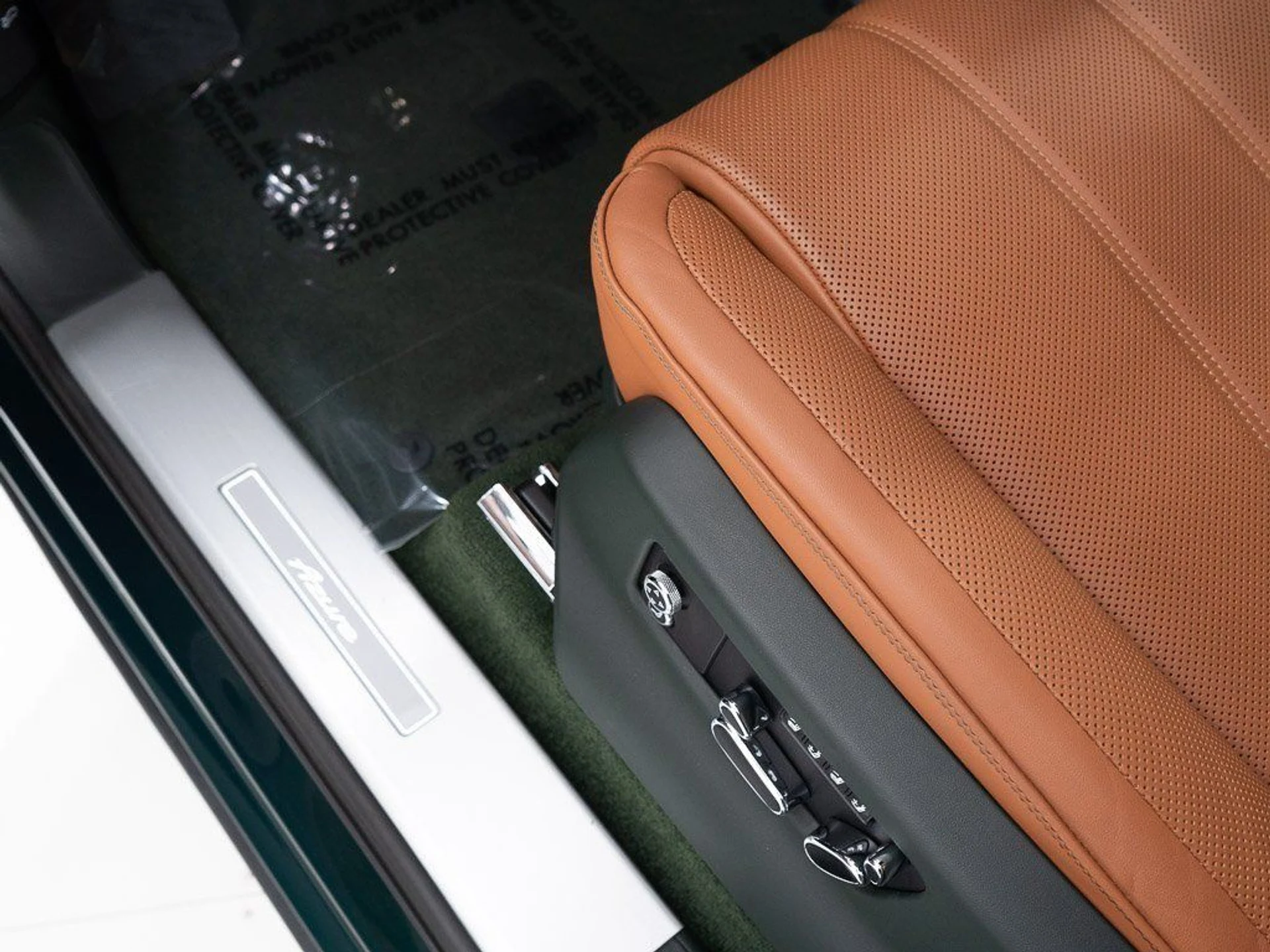 mph011_3574396638_e15a8751862fda06e78c1ee07e4b4bf7_84c423967d