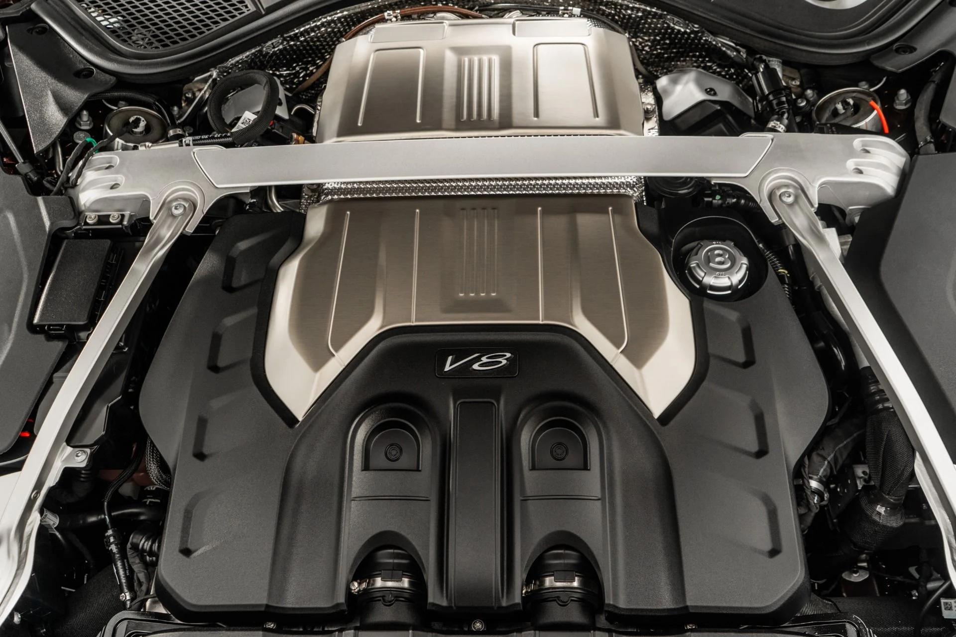 mph011_3577431913_Used_2023_Bentley_Flying_Spur_Azure_1755704000_212fa060f5