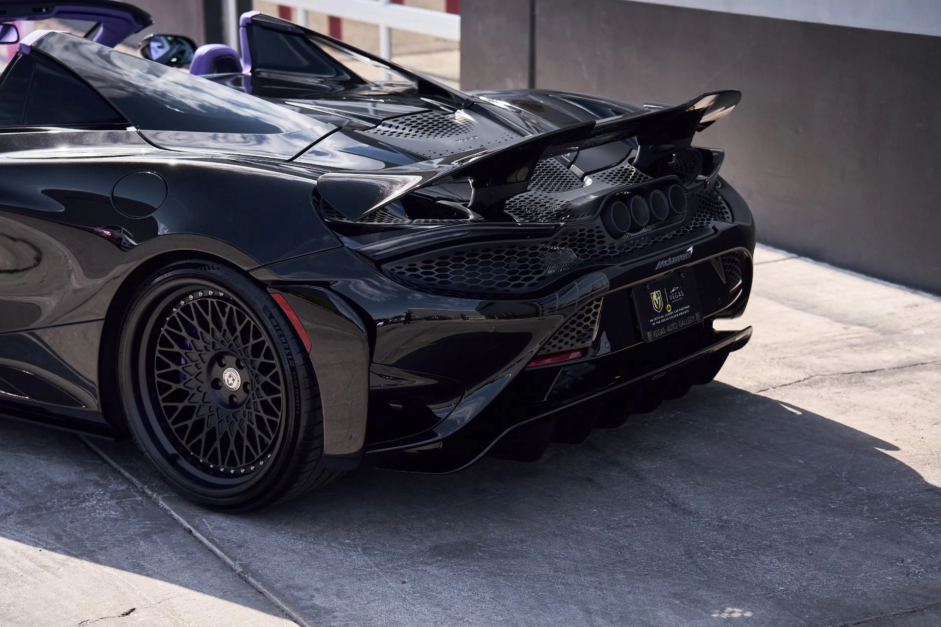 mph011_3578110320_Used_2022_Mc_Laren_765_LT_Base_1753480618_d7bc9079e6