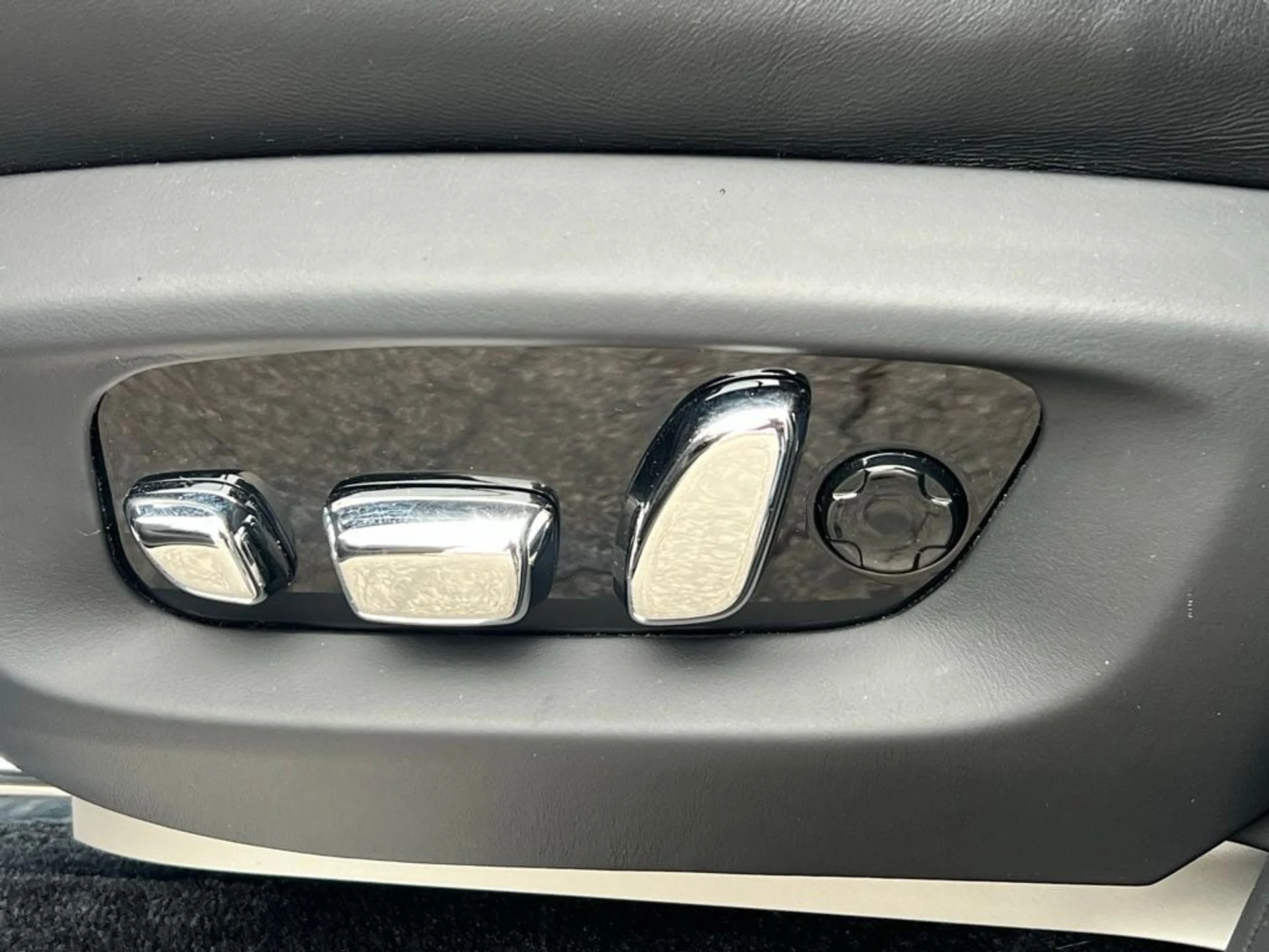 mph011_3581802293_087da4fff8b3f78ccdb5062509710a15x_5f2a4e92dd