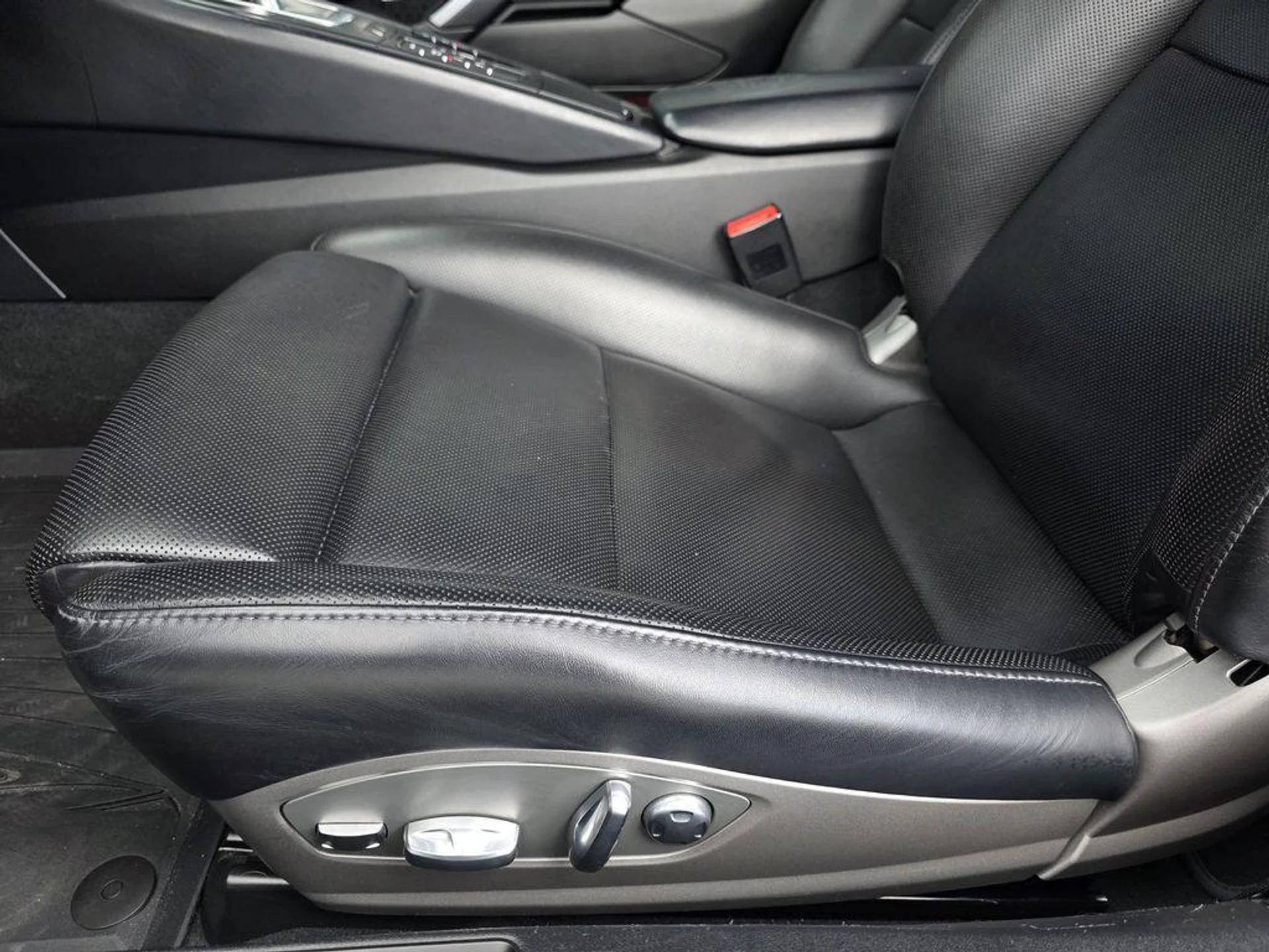 mph011_3585770627_RP_Wbo_1g_Lt8j8ny_A3_U4_dlm_la_E_85a8cd5043