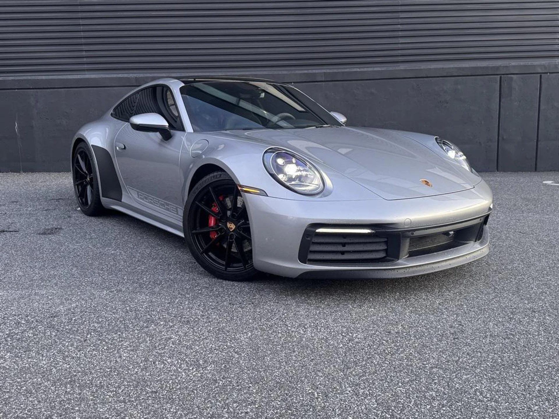 mph011_3586437050_tr_A_Dcbs0_Mbg_G_Mupc_Qaxg_Shqs_LTA_39857f1b2d