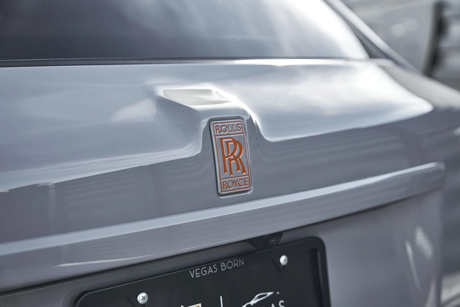 mph011_3593320999_Used_2025_Rolls_Royce_Cullinan_1766456597_8c7e27c675