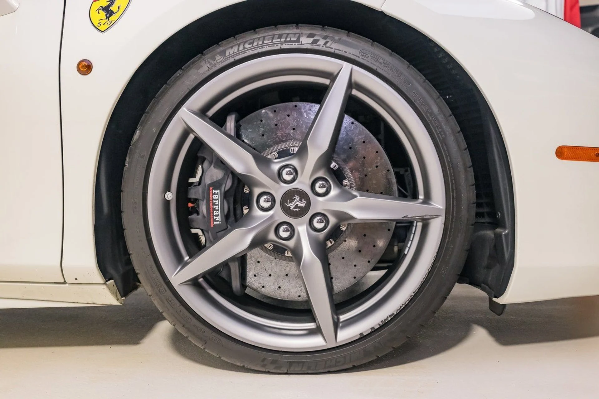 mph011_3598510506_1277f3ff215e47eba4036e8a04d1a97e_0769970321