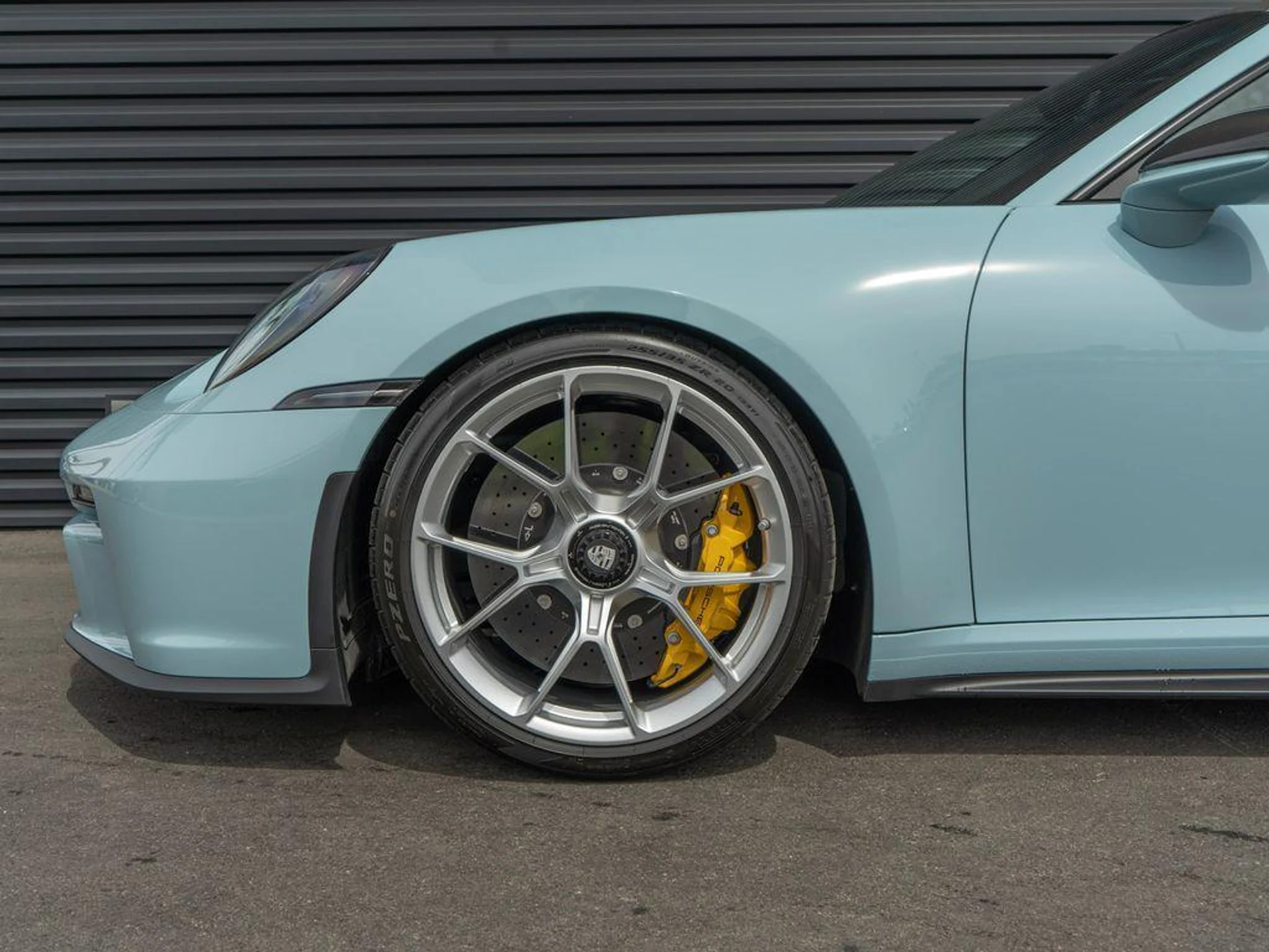 mph011_3599562761_Jk2j_Zbn_RA_76_MGG_IM_6us_FH_Gyz_CU_e2f5df7ae8