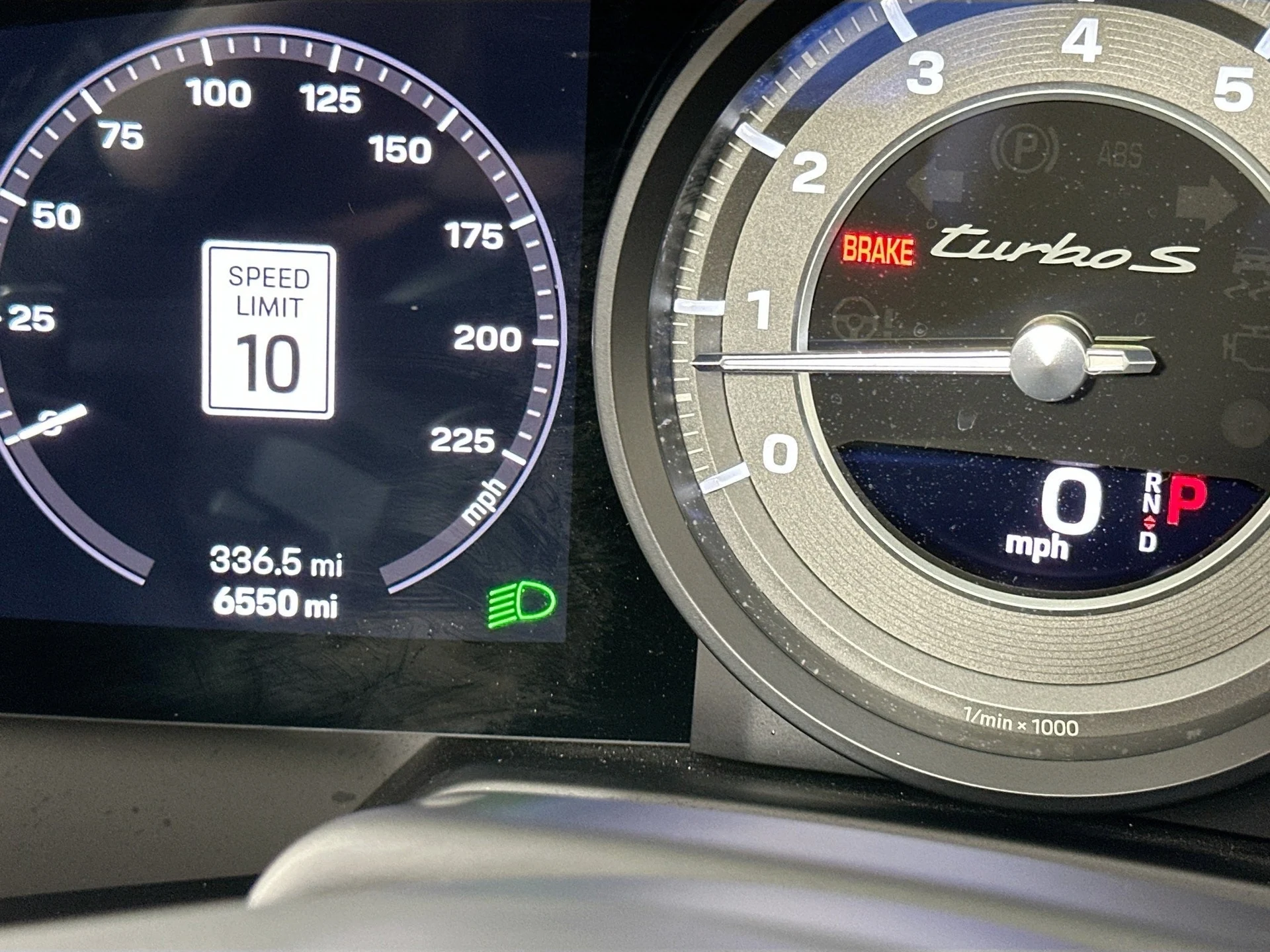 mph011_359976719_12_a8dbd59239