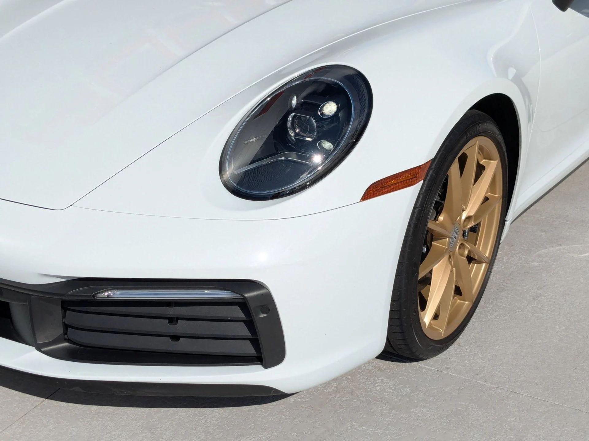 mph011_3603912247_5474bcf34d847b8cb63166b32379cc0ex_c80047153f